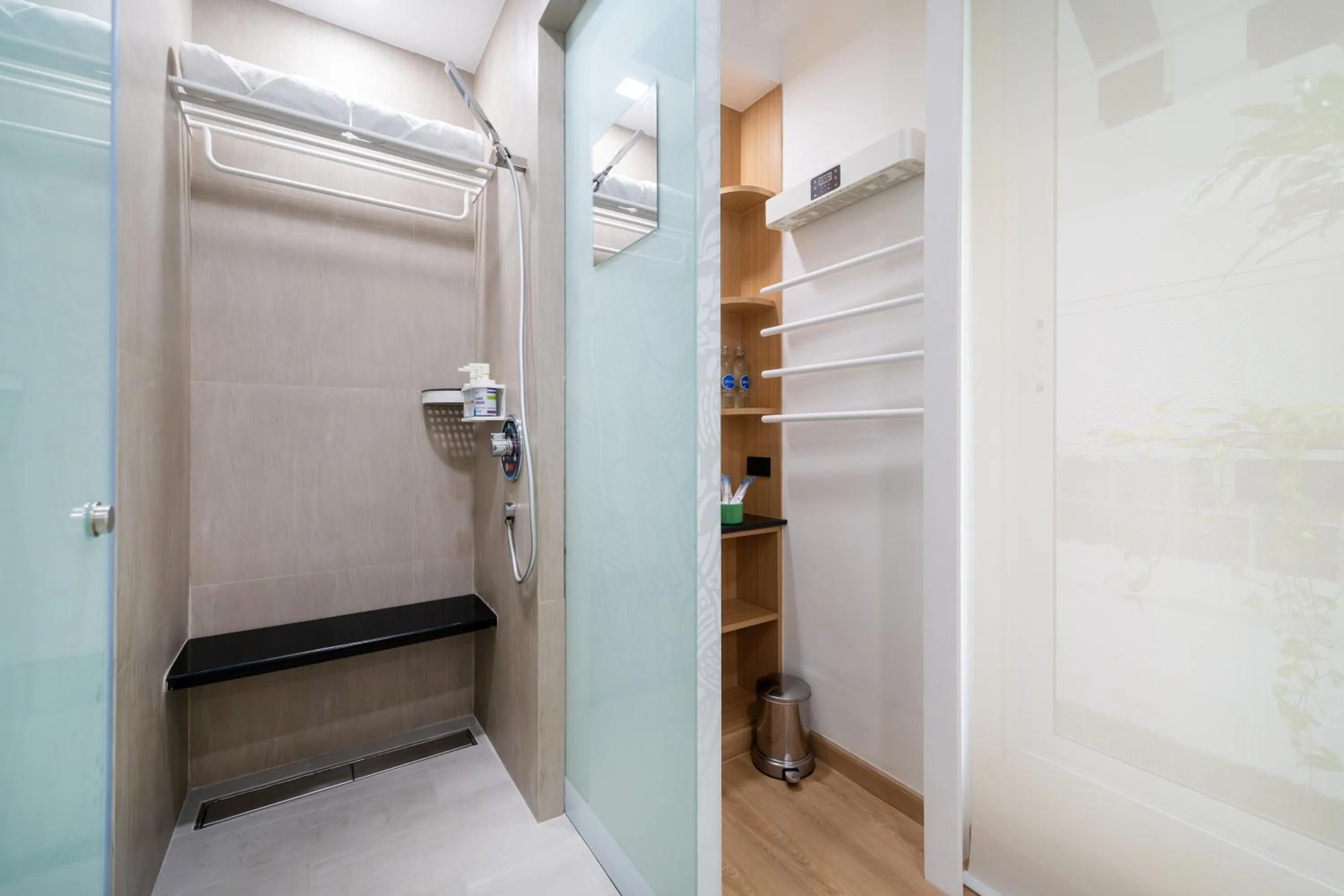 Toilet in The Color Kata