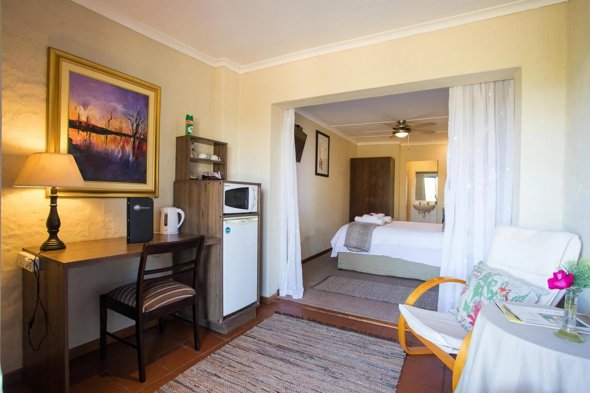 Photo of the whole room, Bed in Damas Guest Farm