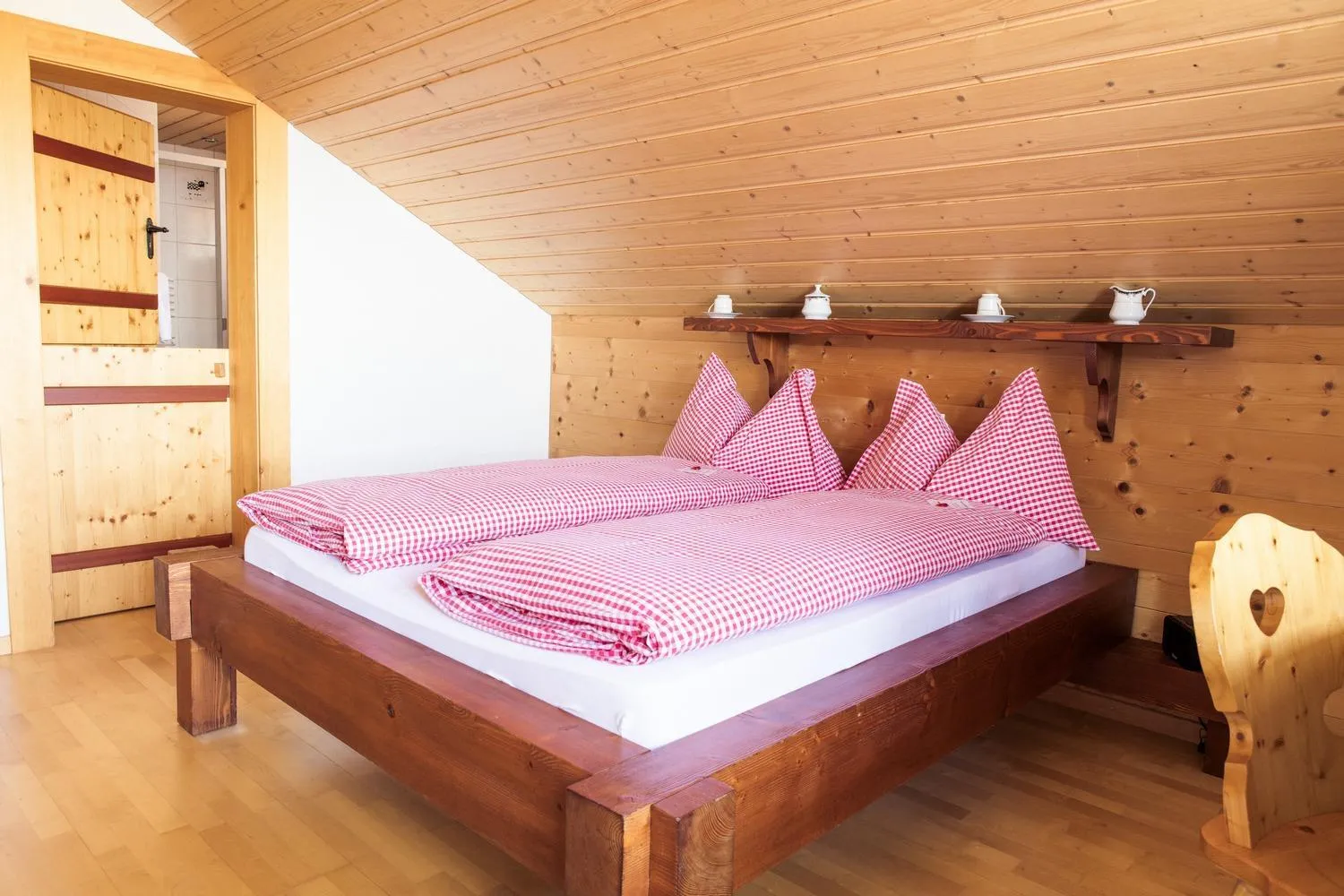 Double Room with Private Bathroom in Hotel Meielisalp