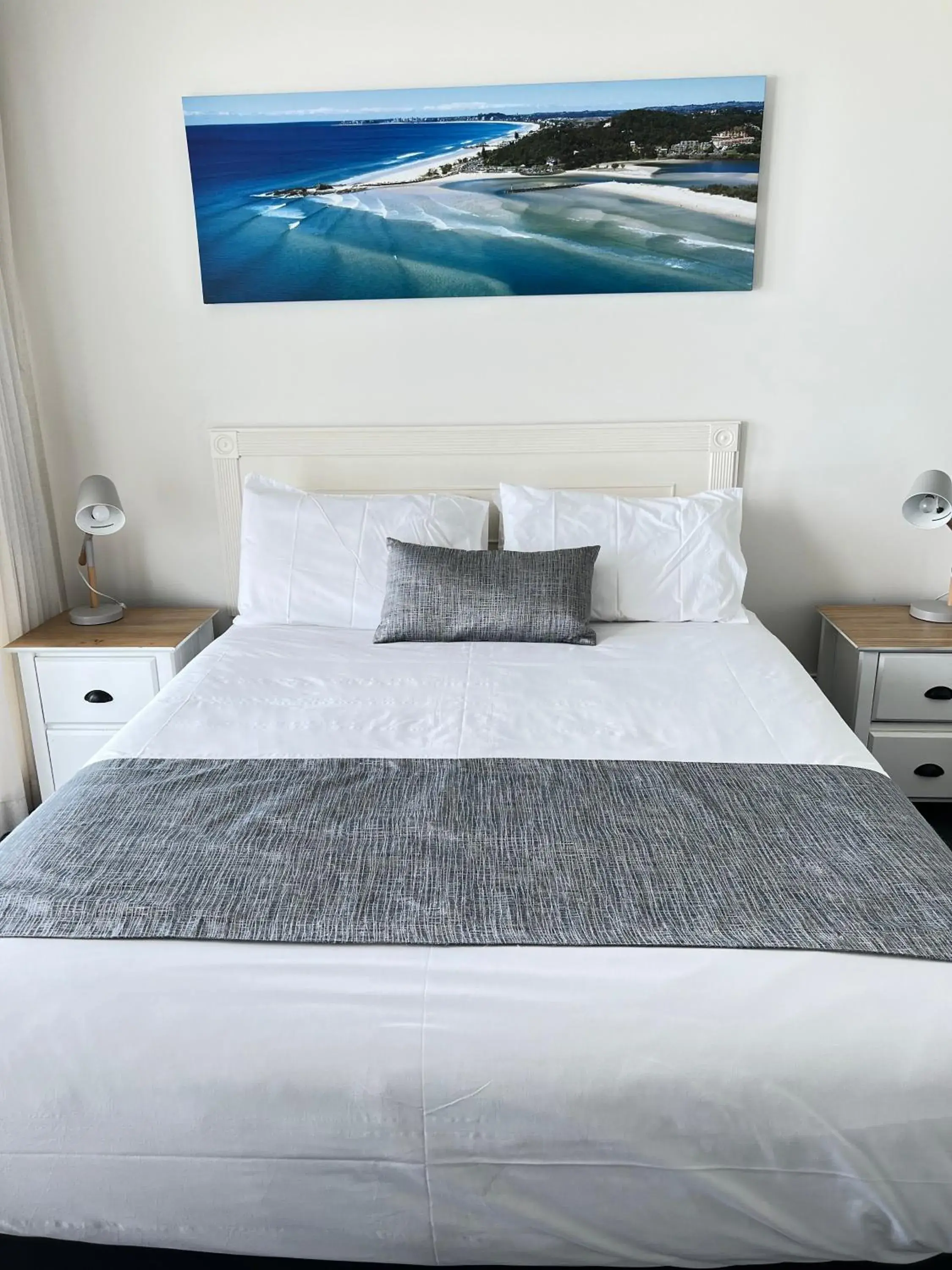 Bedroom, Bed in Regency on the Beach Bedroom, Bed in Regency on the Beach