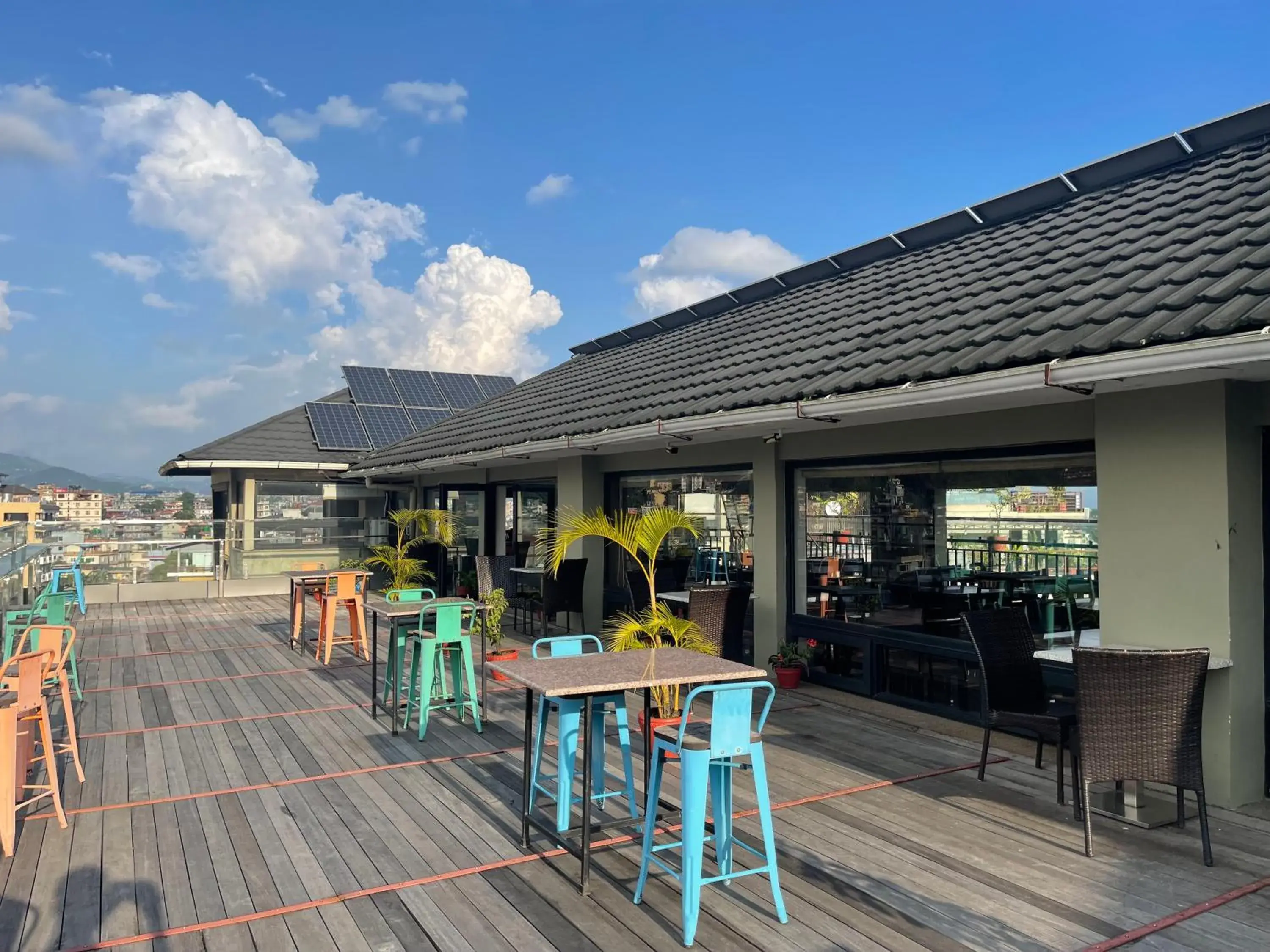 Restaurant/places to eat in Hotel Sarowar Pokhara-Luxury Hospitality in the Heart of Pokhara Restaurant/places to eat in Hotel Sarowar Pokhara-Luxury Hospitality in the Heart of Pokhara