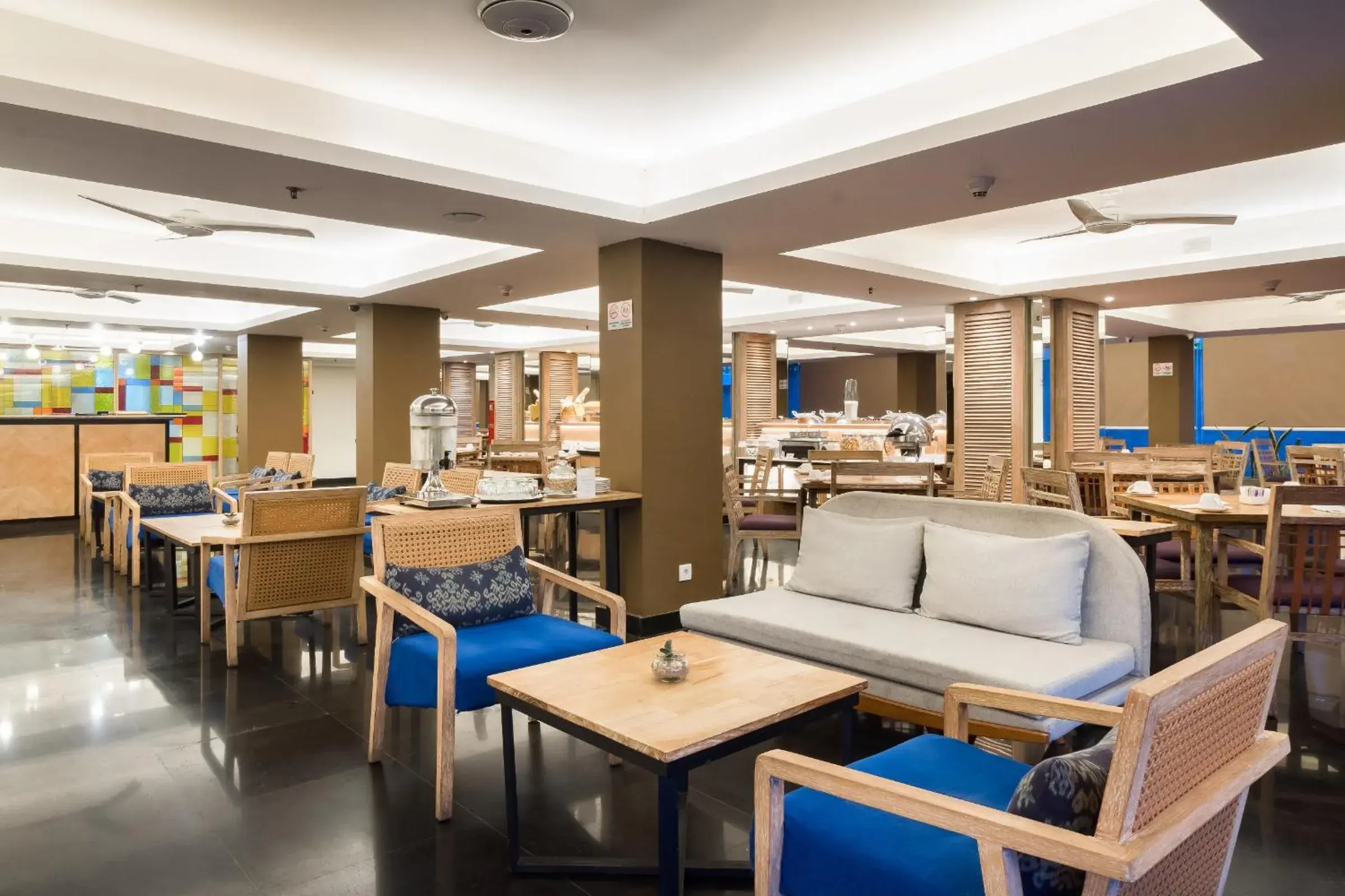 Restaurant/places to eat in Kuta Beach Hotel Restaurant/places to eat in Kuta Beach Hotel