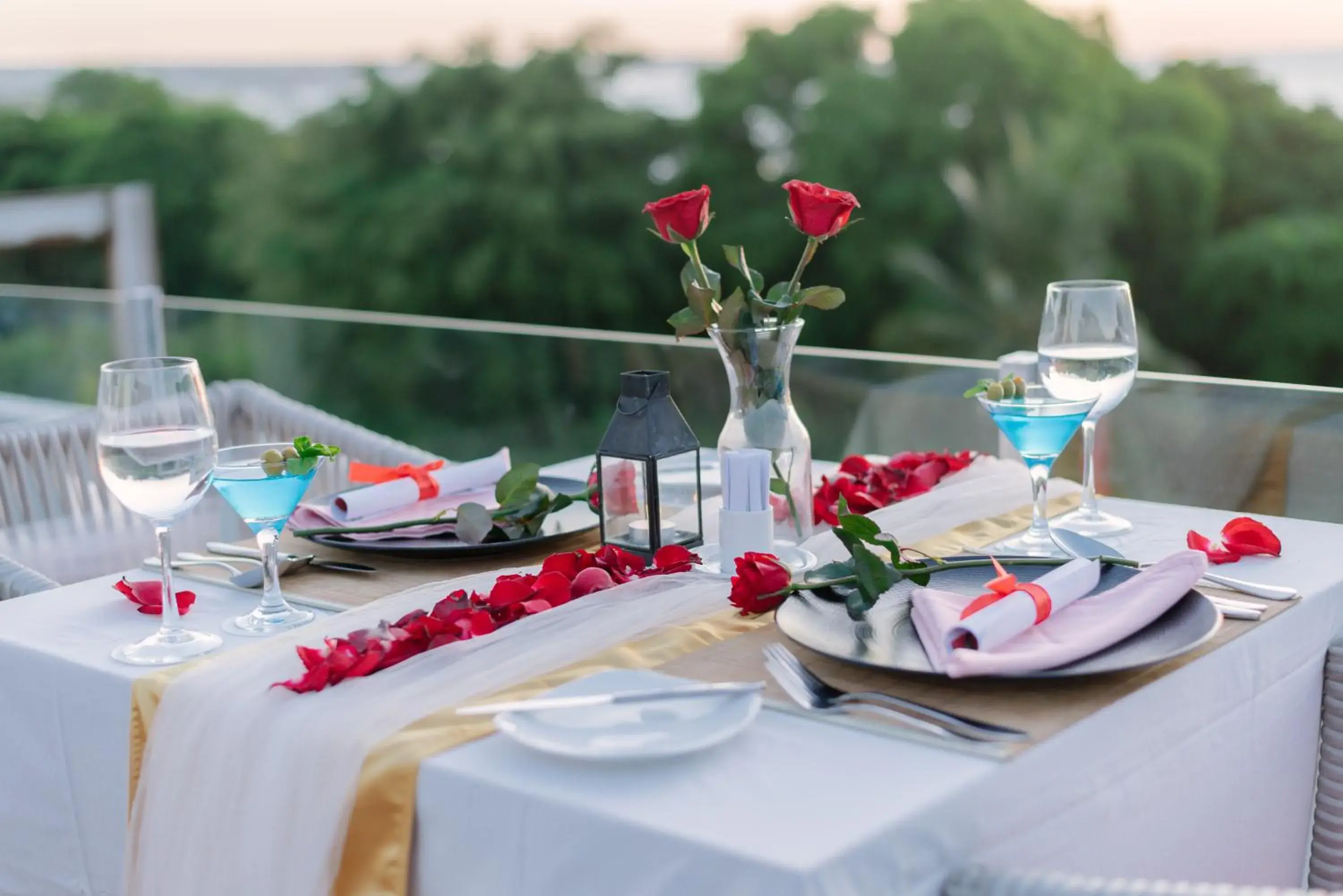 Restaurant/places to eat in Kuta Beach Hotel Restaurant/places to eat in Kuta Beach Hotel