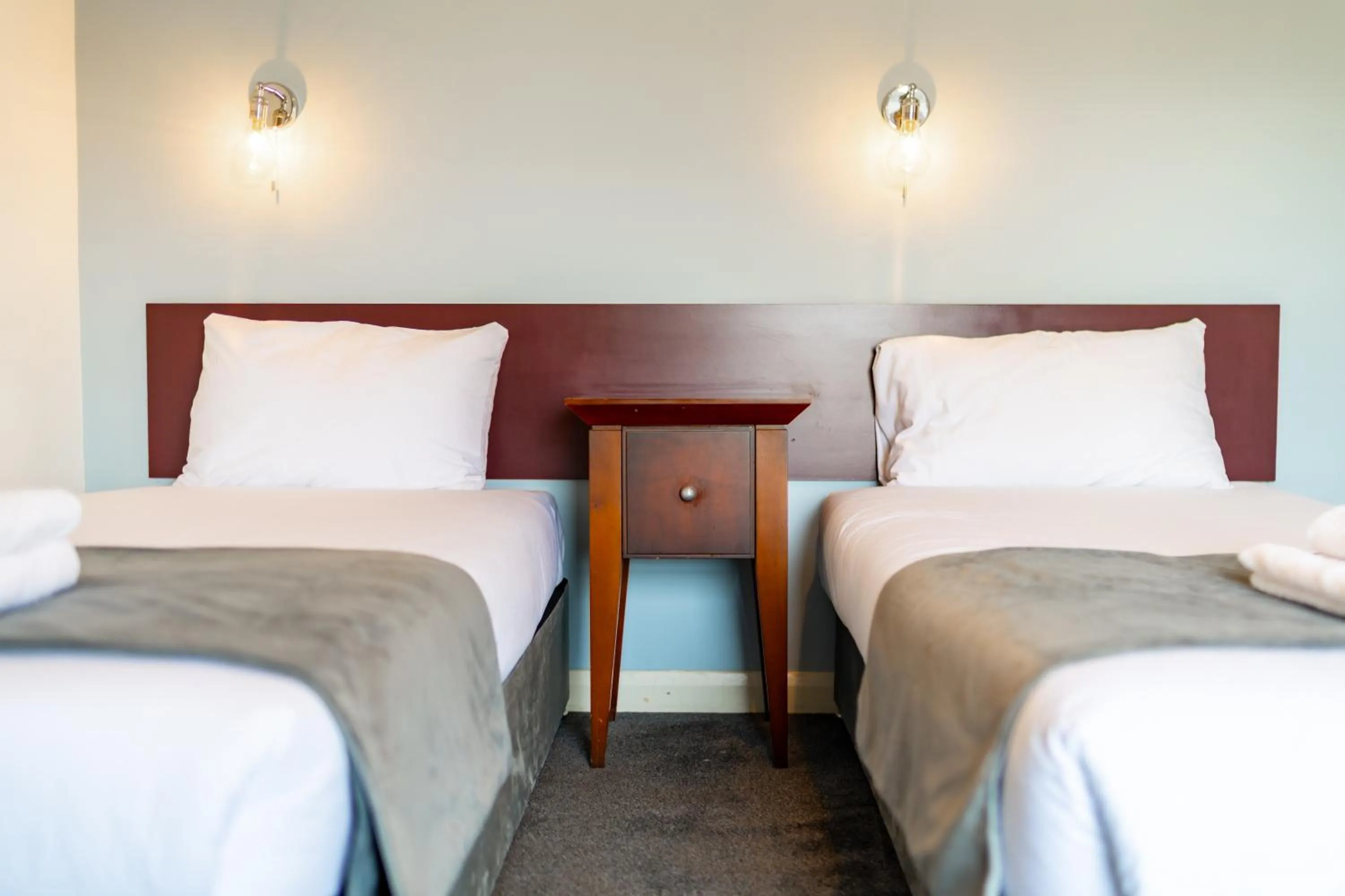 Bed in The Southcliff Hotel