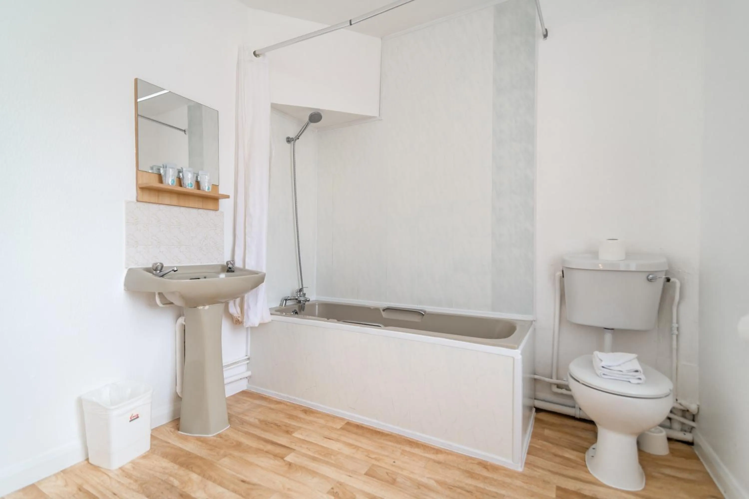 Bathroom in The Southcliff Hotel