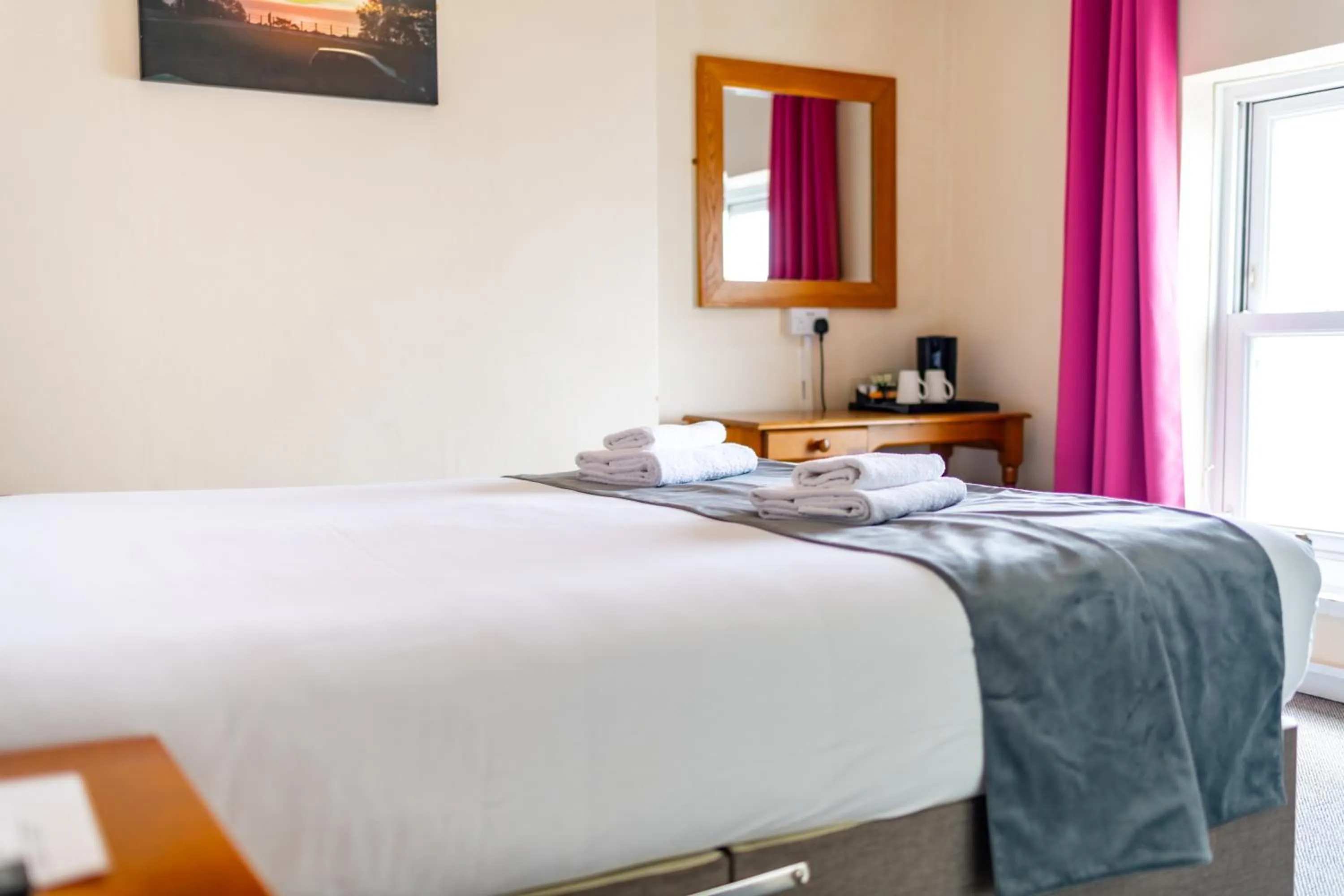 Bed in The Southcliff Hotel