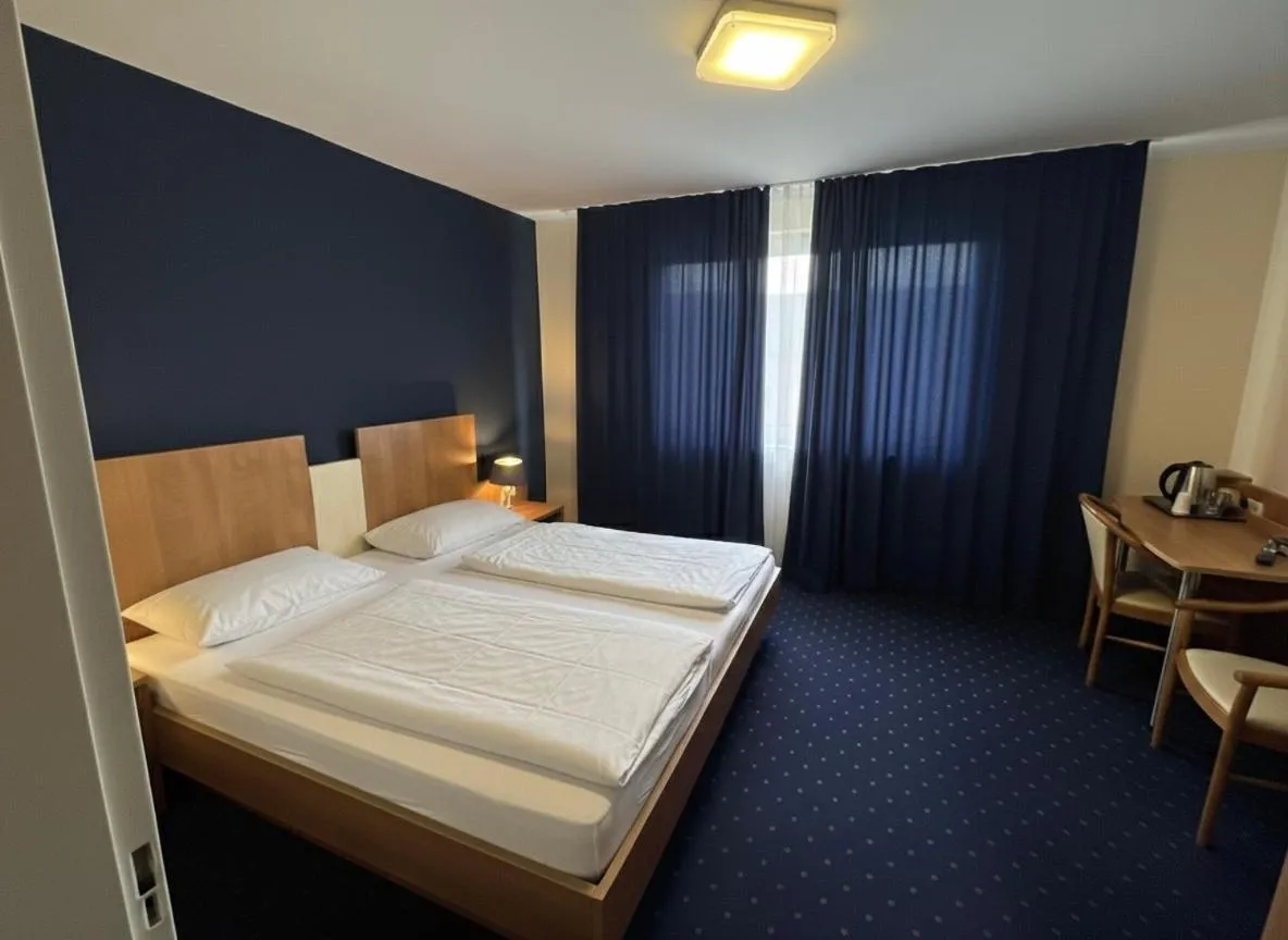 Bed in Centro Hotel Oberhausen