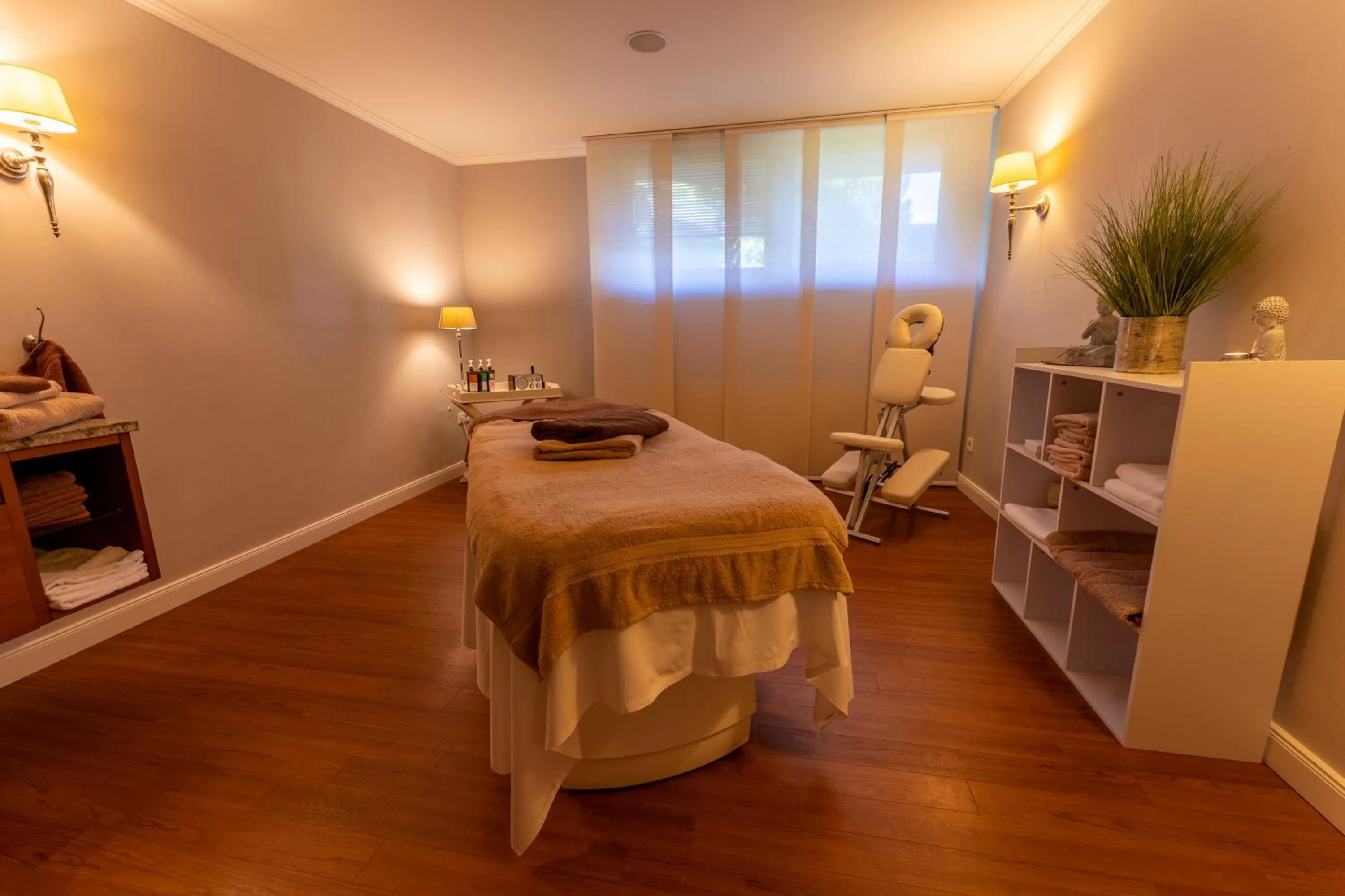 Spa and wellness centre/facilities, Bed in Kurhotel Drei Birken