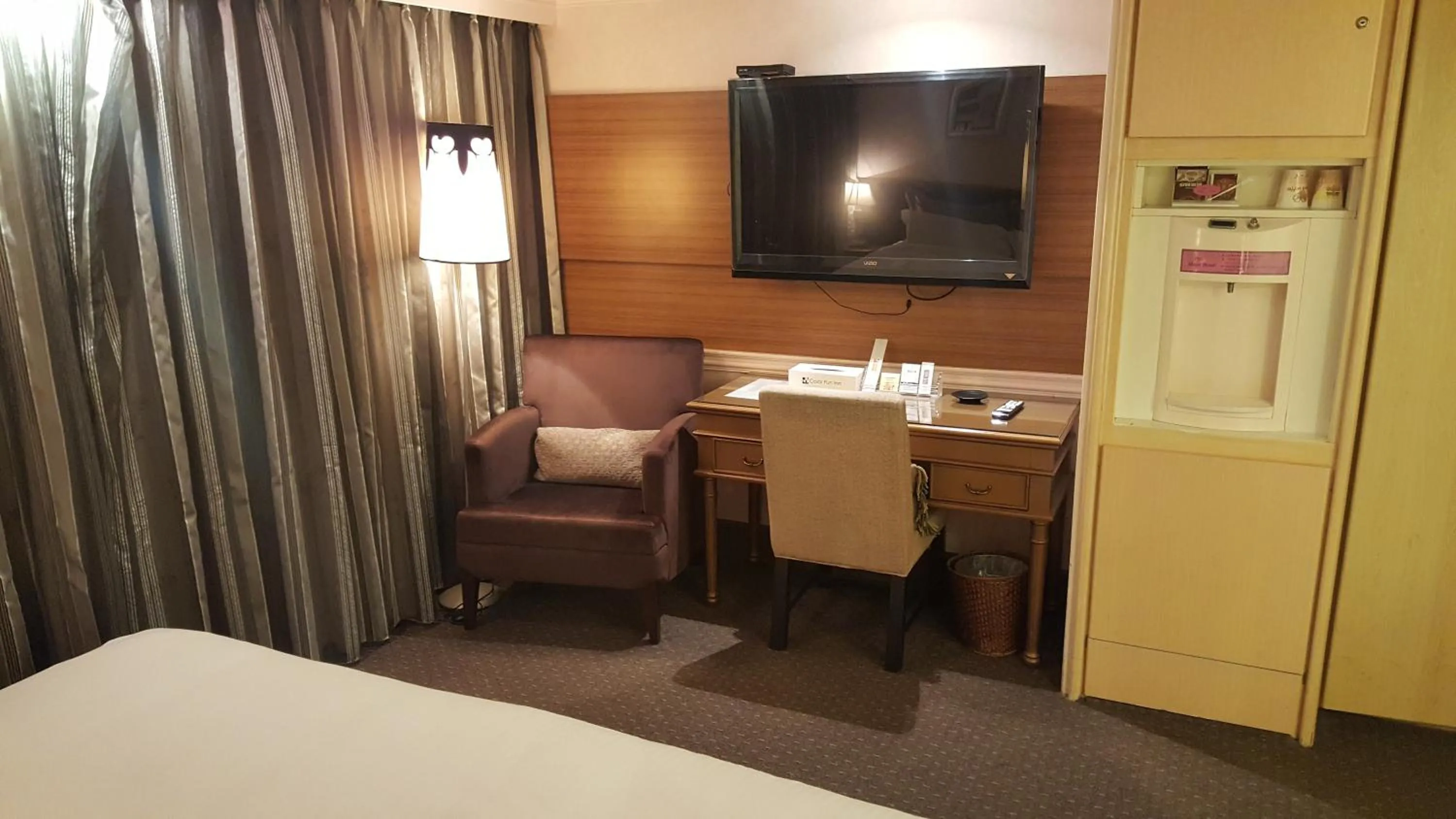 Bed in The Moon Hotel