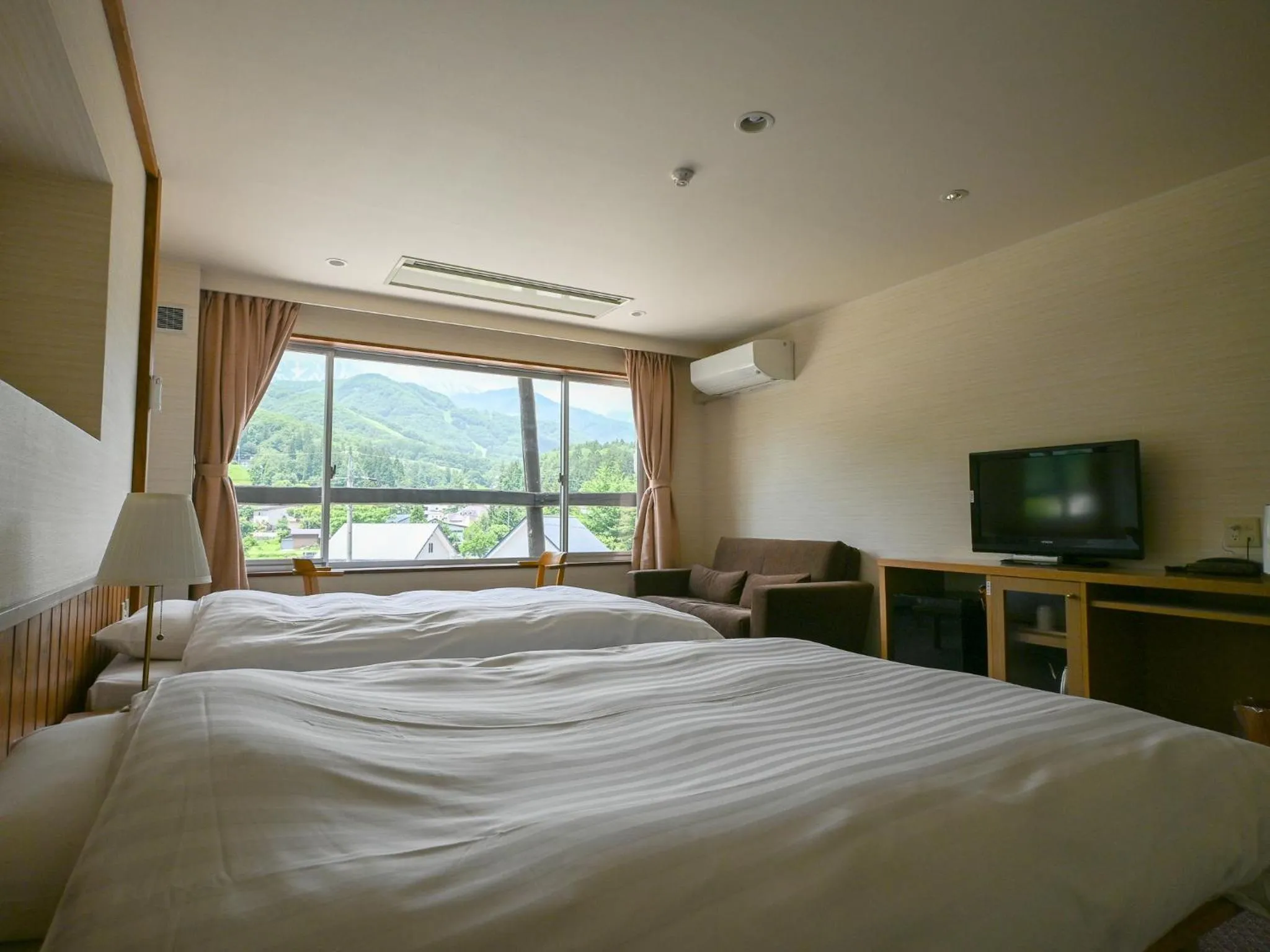 Photo of the whole room, Bed in Hotel Goryukan