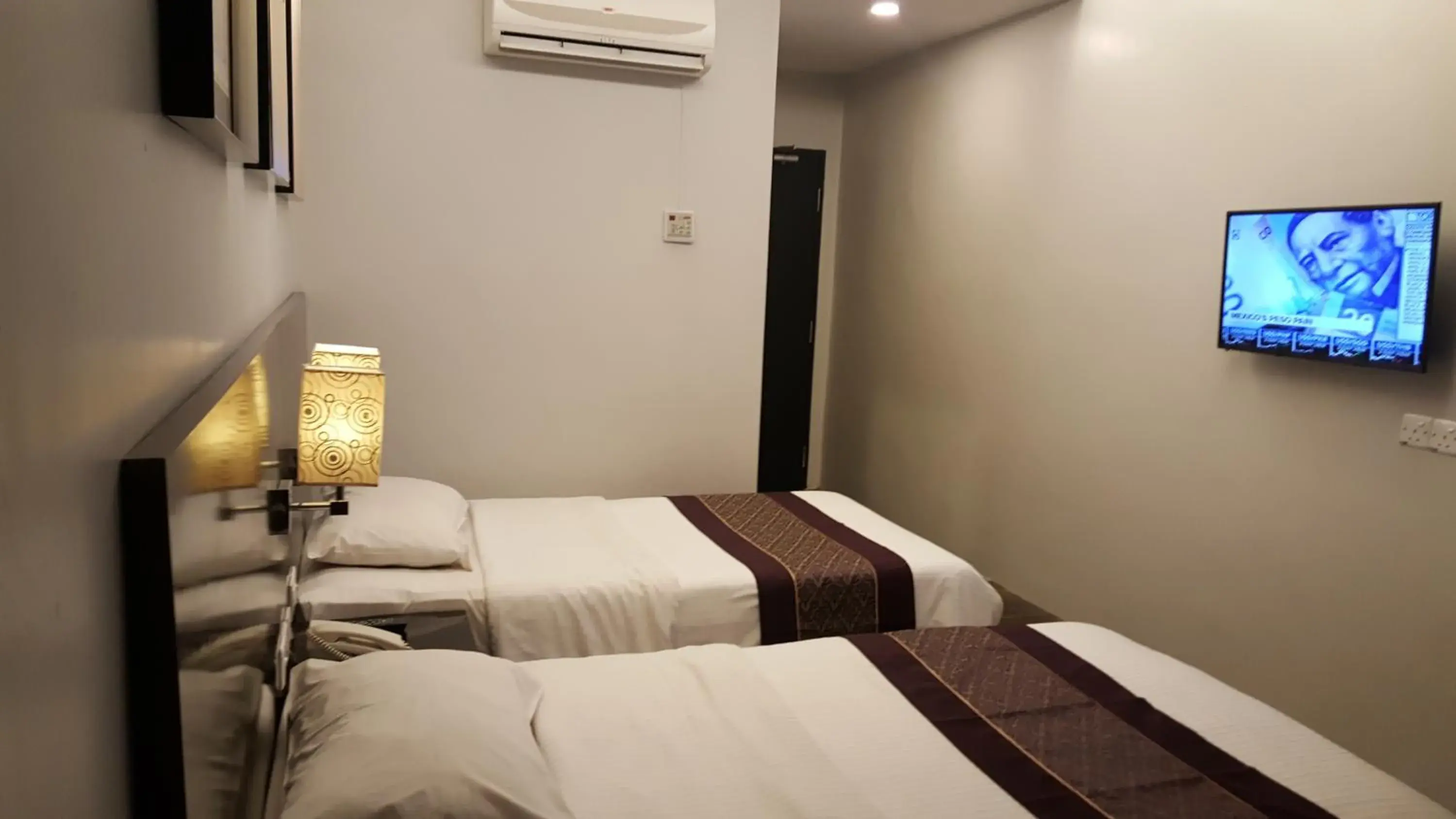 Bed in Super 8 Hotel @ Georgetown Bed in Super 8 Hotel @ Georgetown