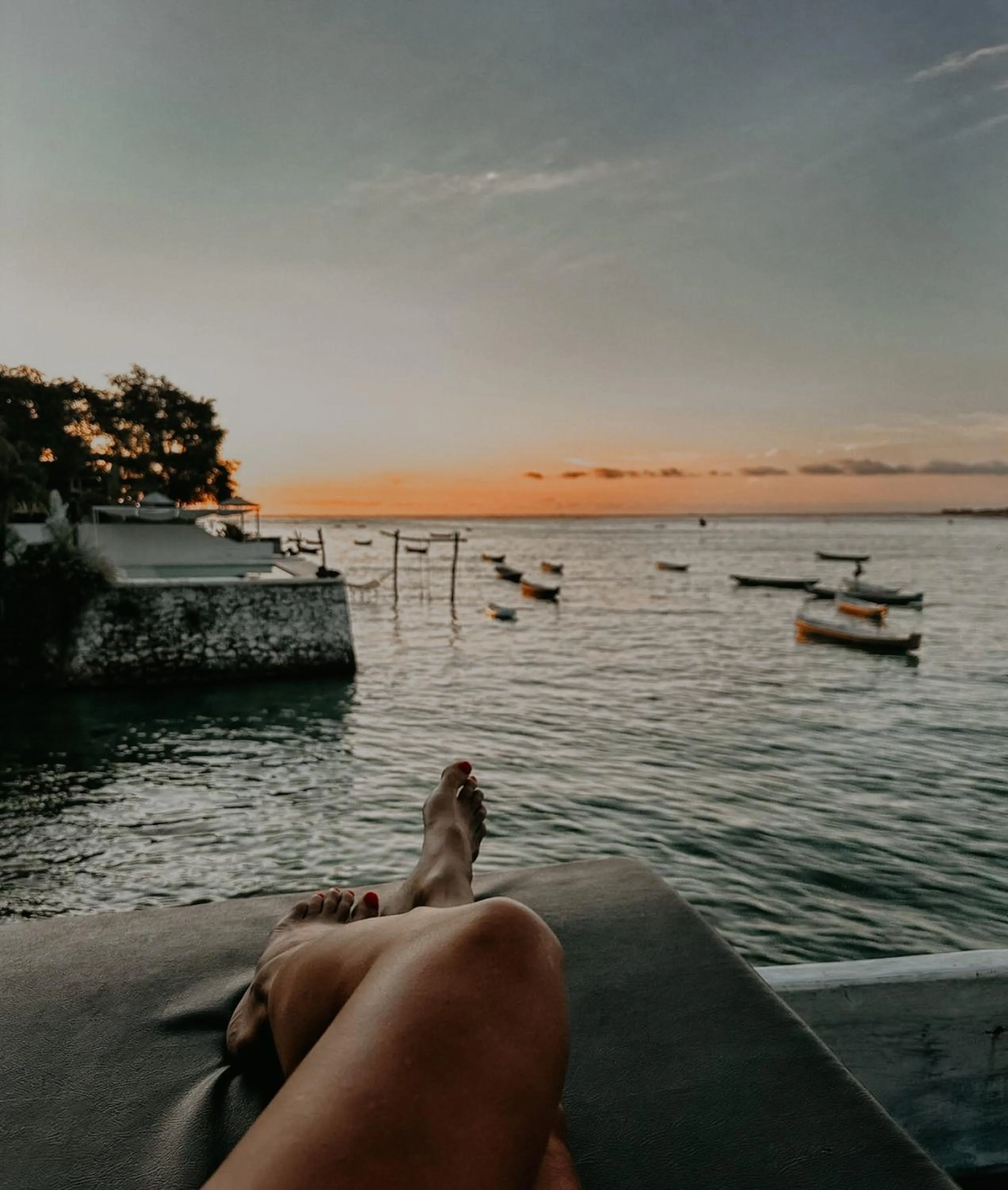 Day in Aurora Beach View