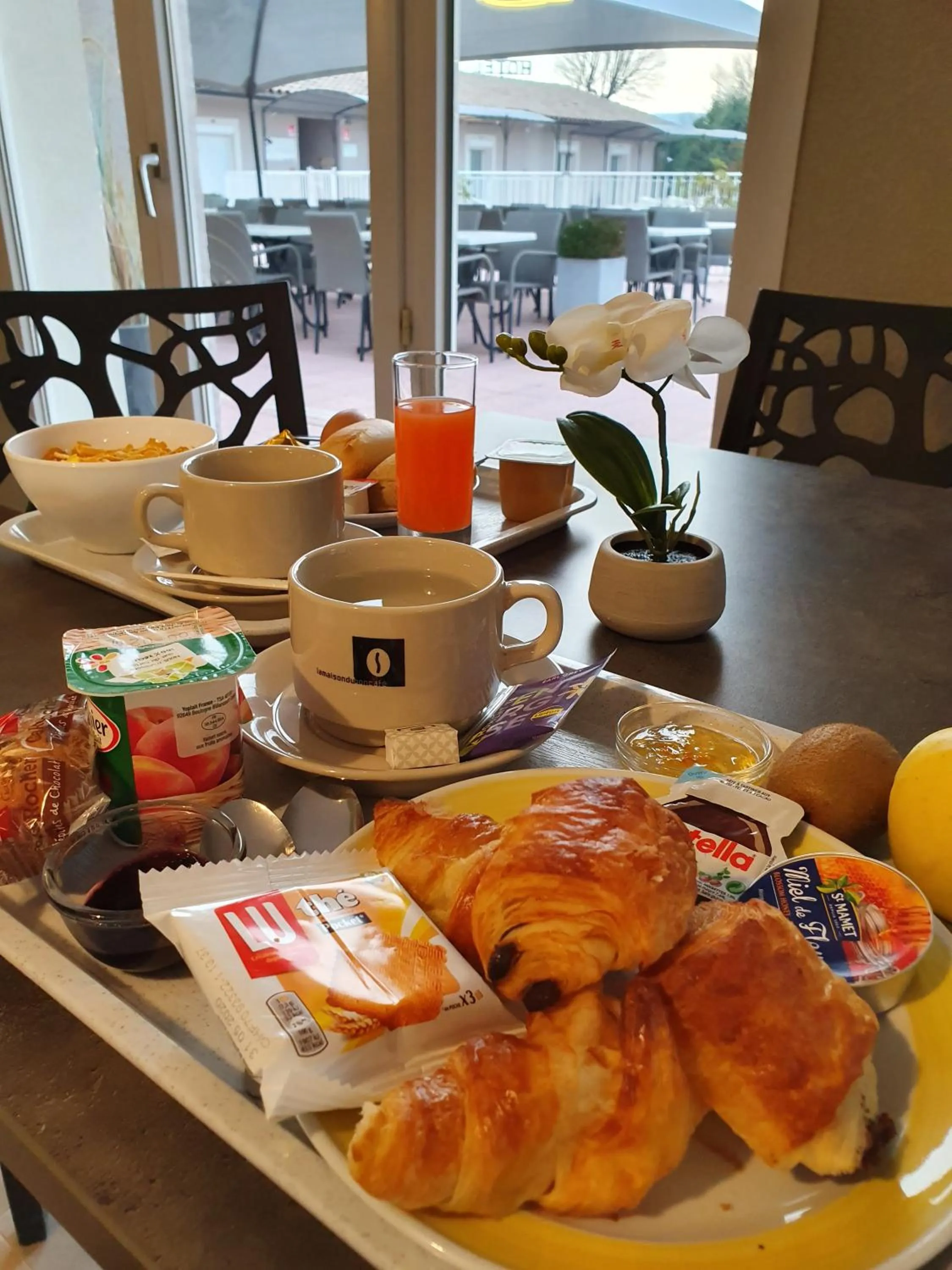 Breakfast in Hôtel Saint Louis