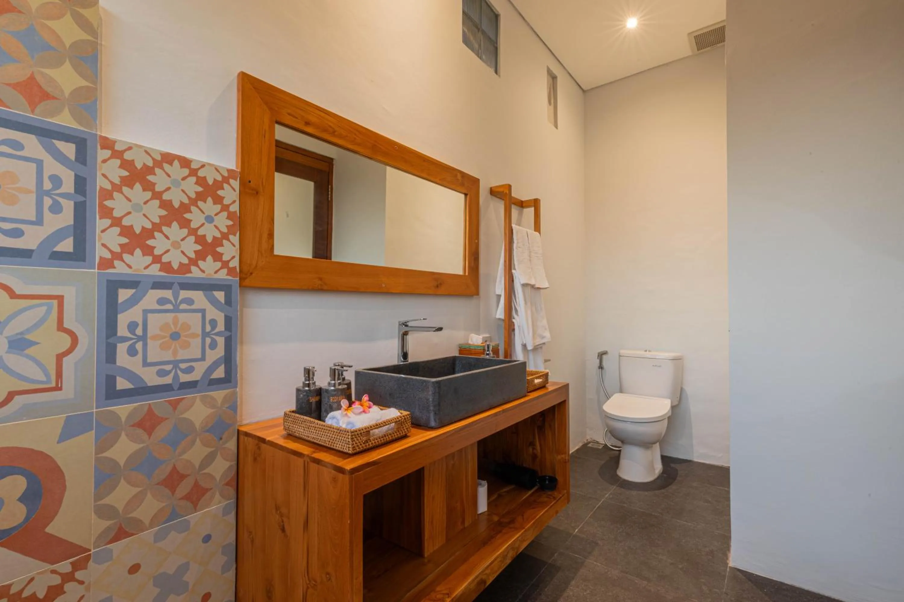 Toilet in Green Sala Villa