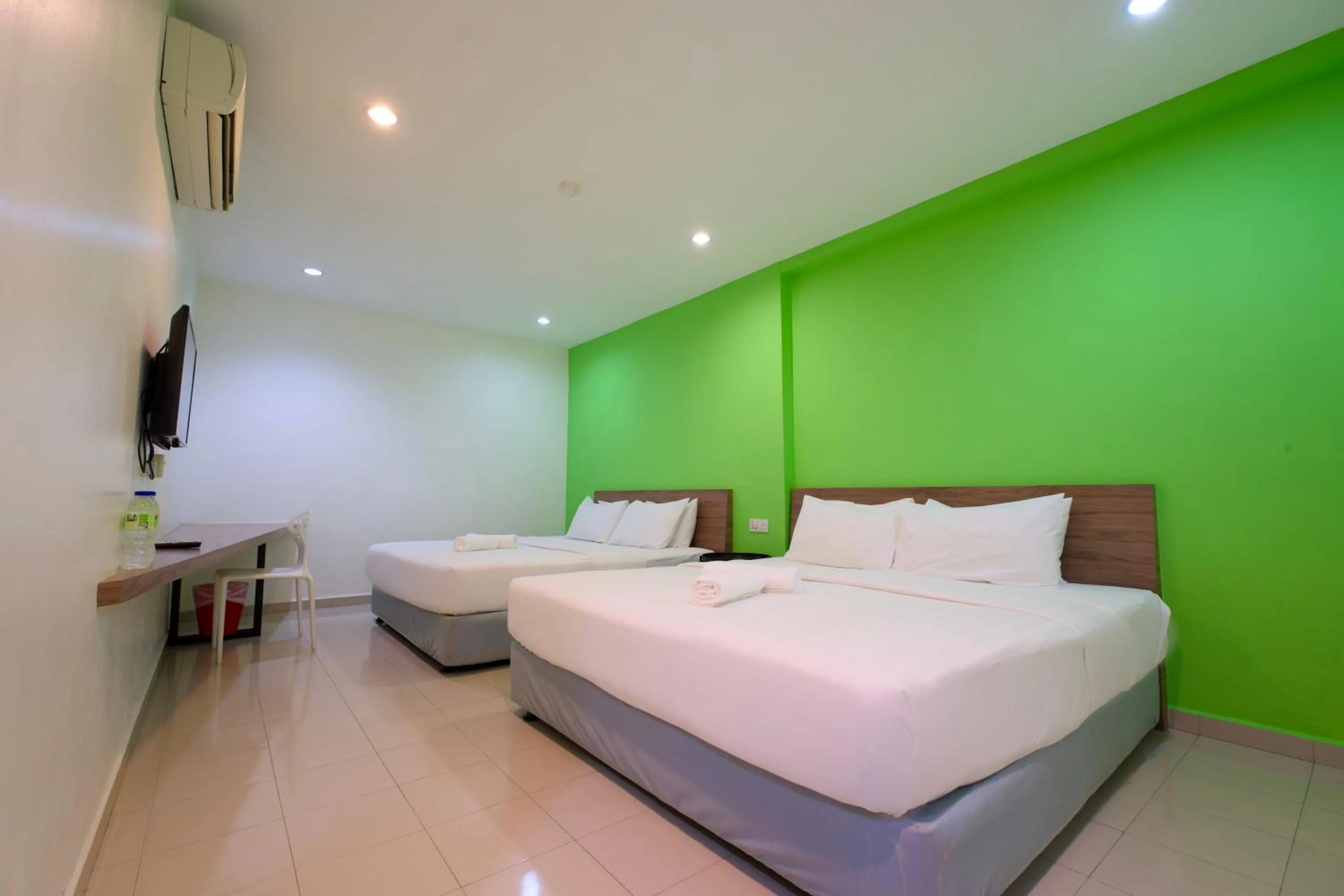 TV and multimedia, Bed in T Hotel Changlun