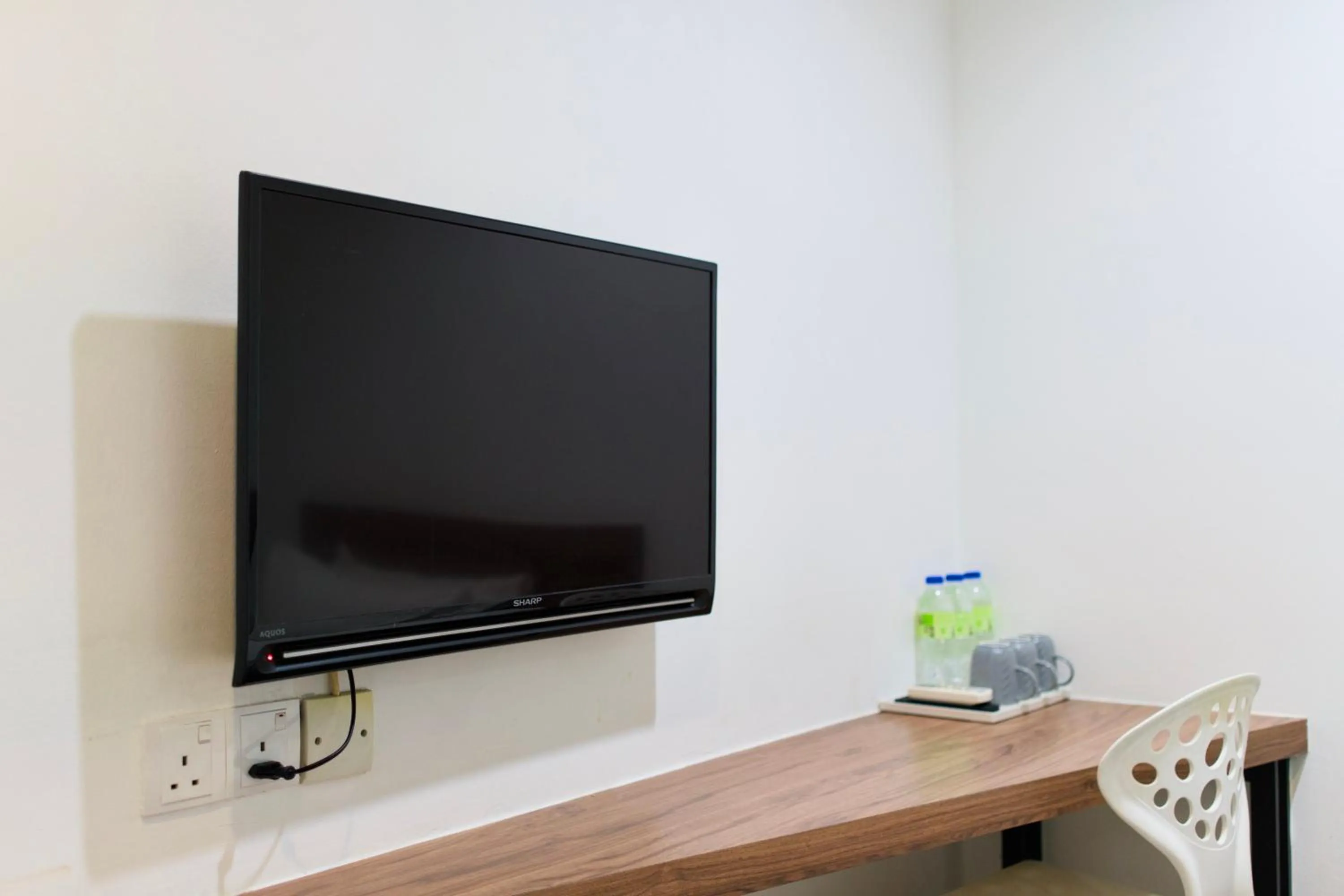 TV and multimedia in T Hotel Tandop