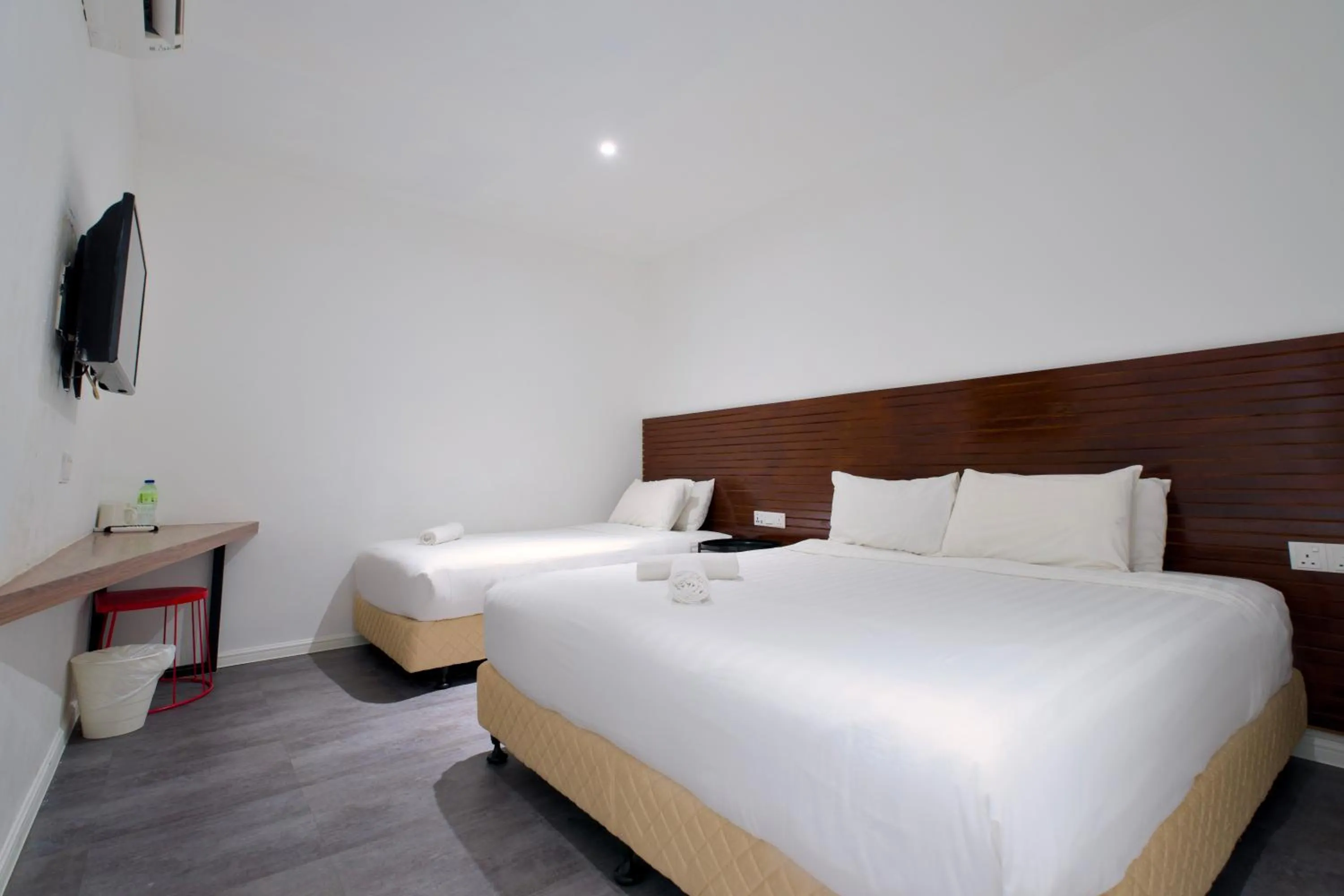 Bed in T Hotel Tandop