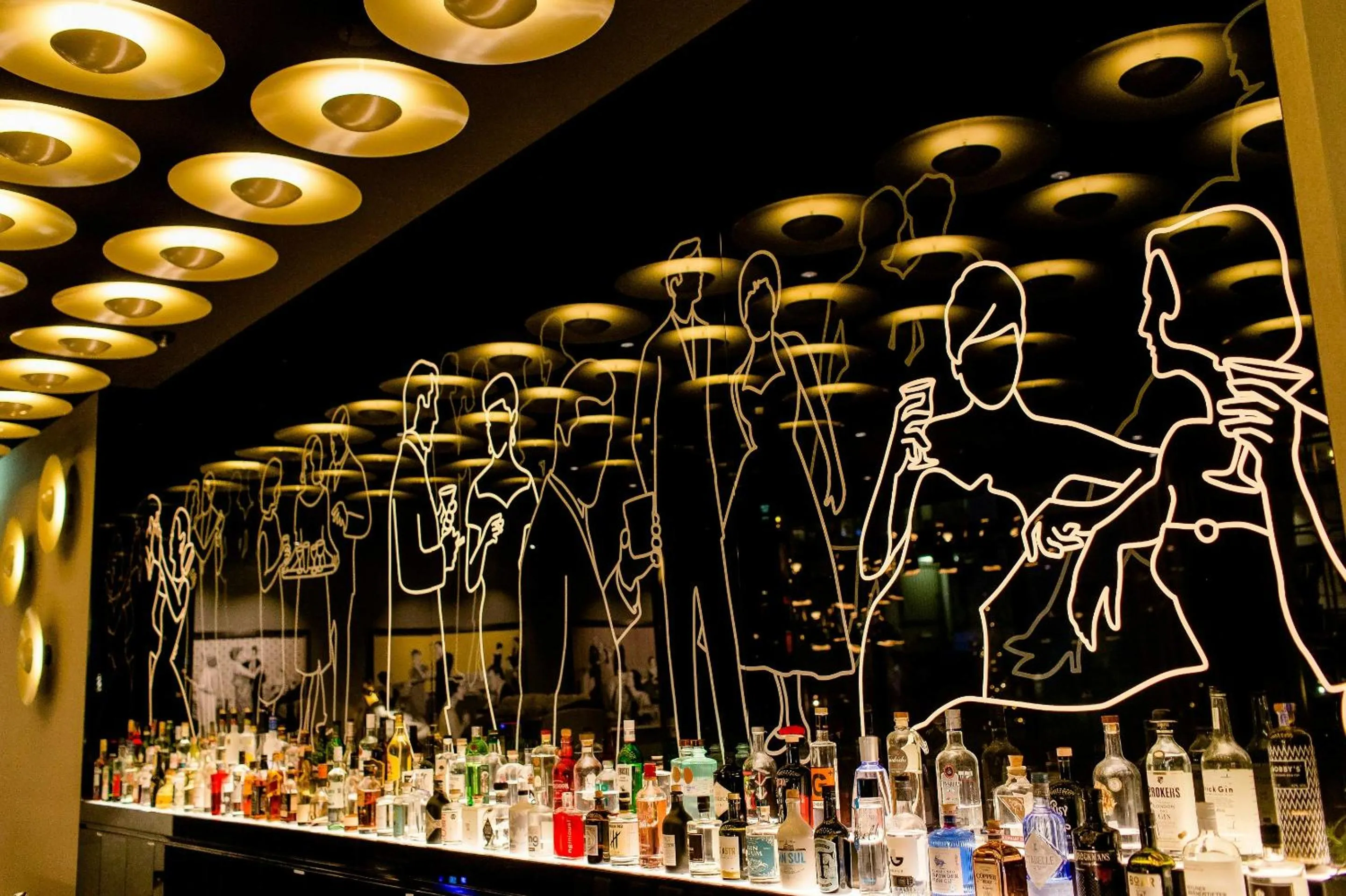 Lounge or bar in Motel One Essen