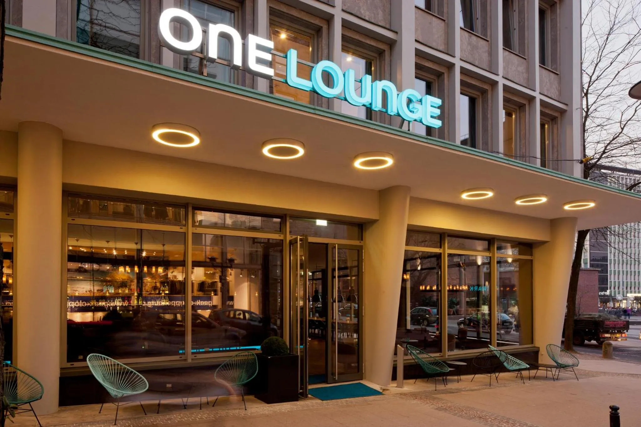 Facade/entrance in Motel One Essen