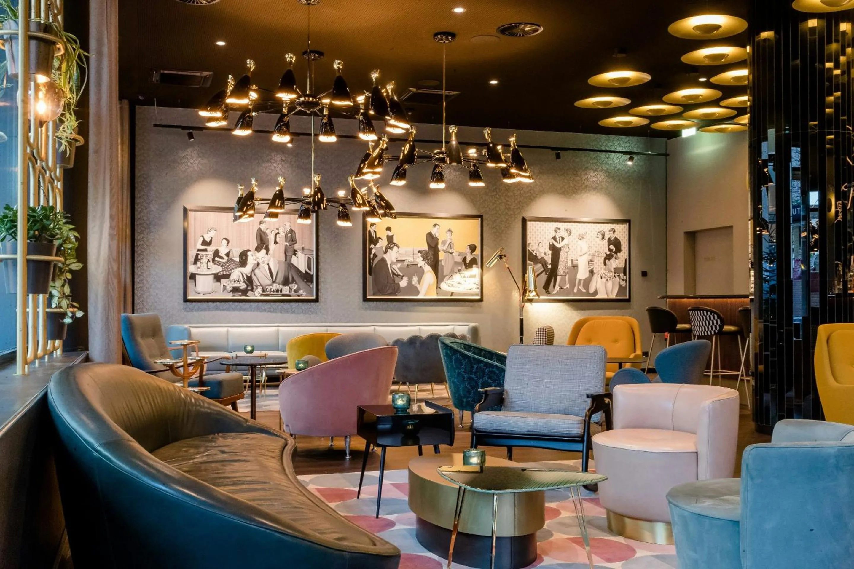 Lounge or bar in Motel One Essen