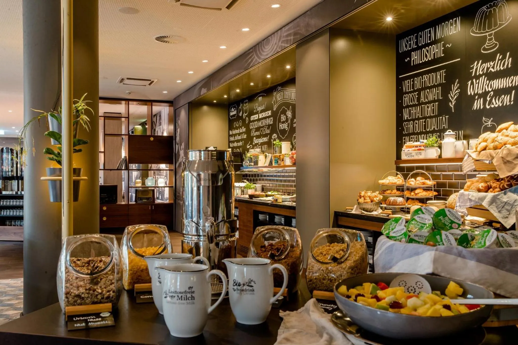 Buffet breakfast in Motel One Essen