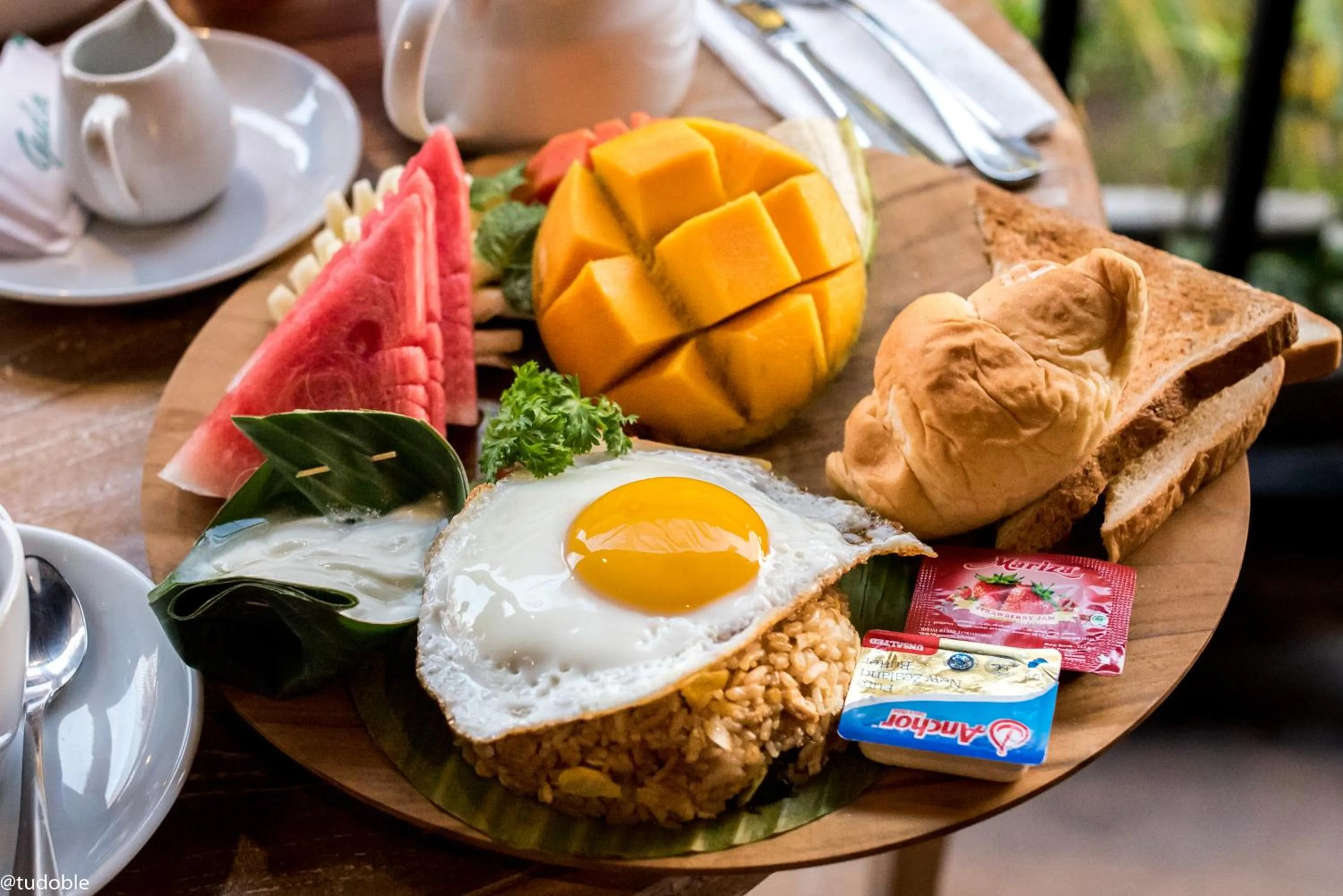 Asian breakfast in Bliss Ubud Abangan