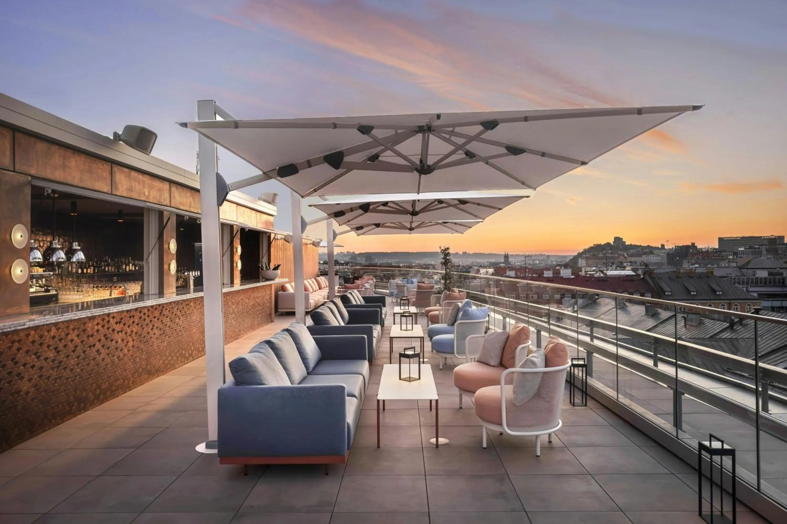 Restaurant/places to eat in W Prague