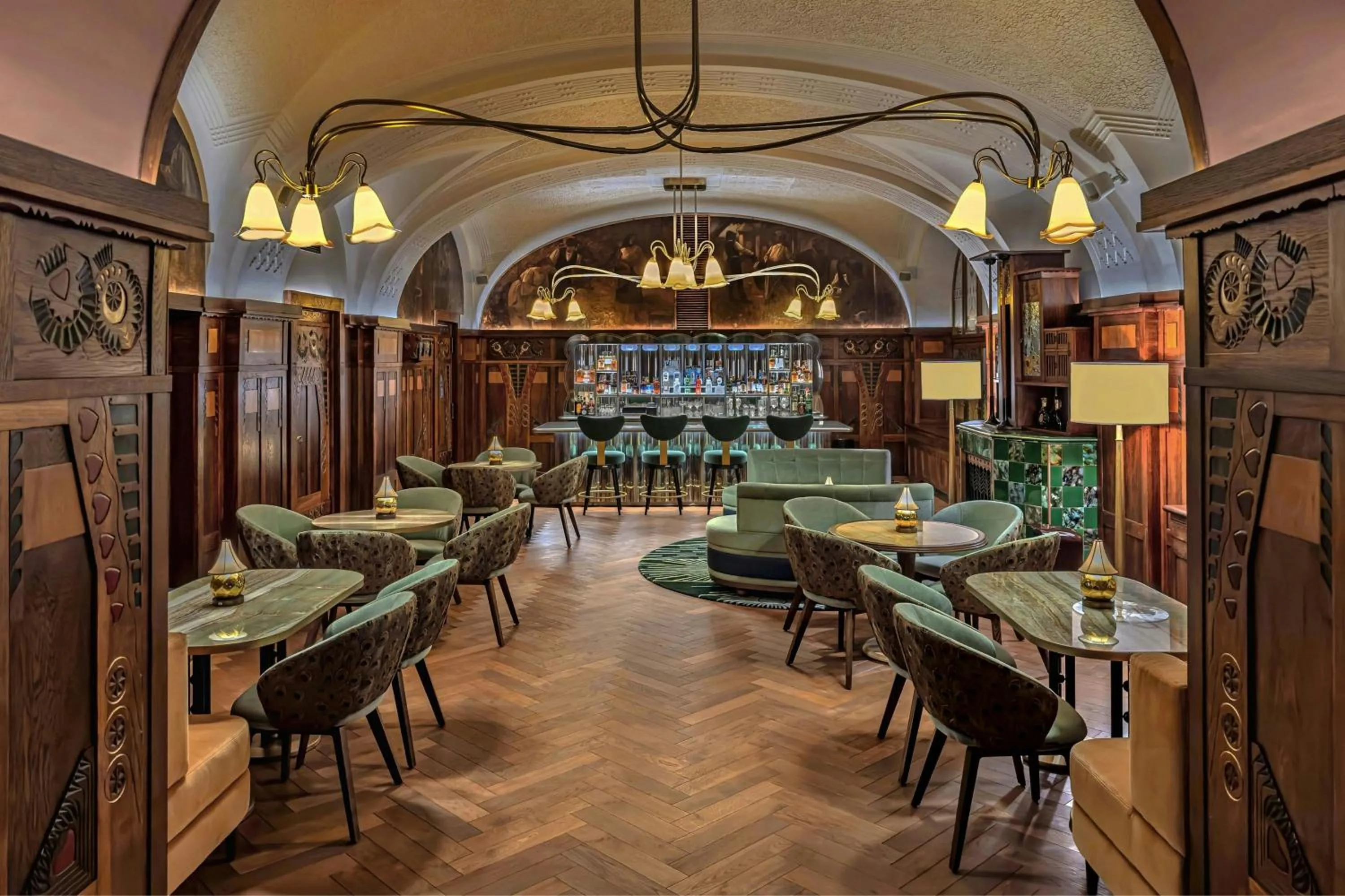 Restaurant/places to eat in W Prague