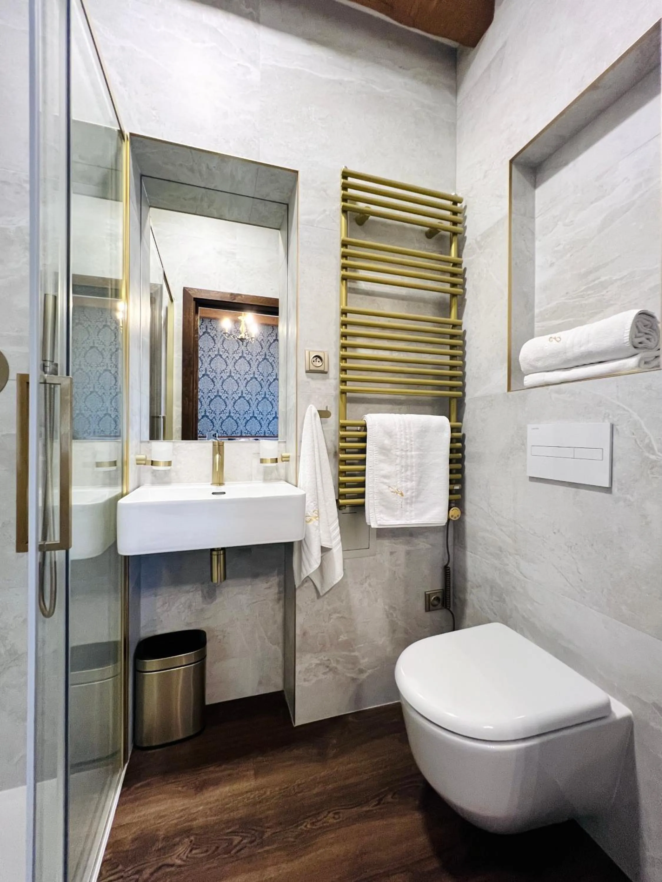 Bathroom in Prague Golden Age