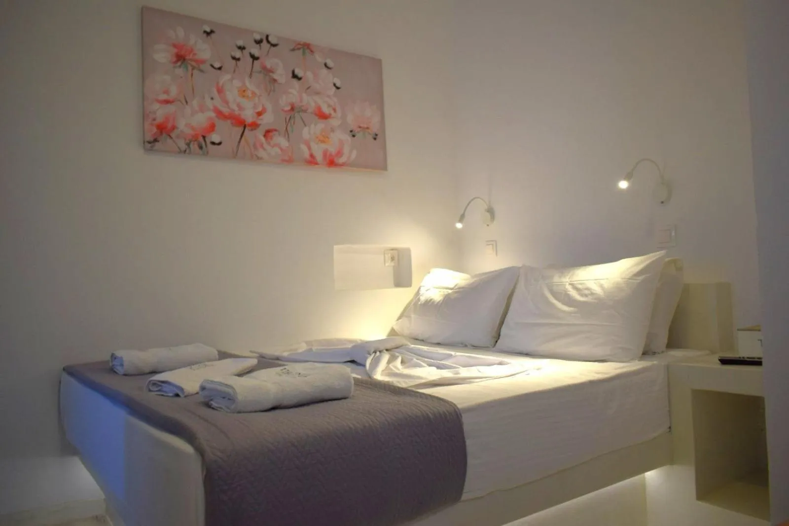 Bed in Virginia Rooms