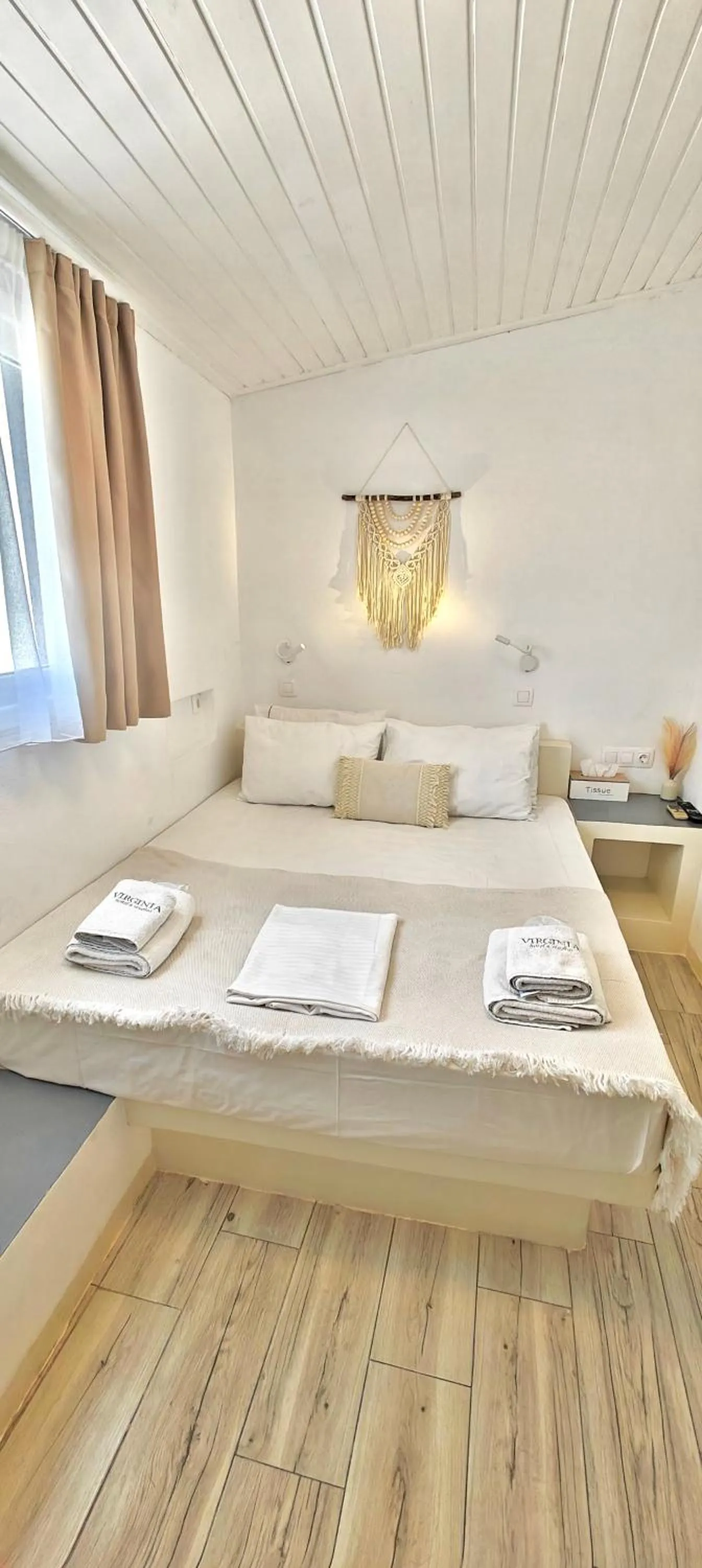 Tinos Heritage Plateia