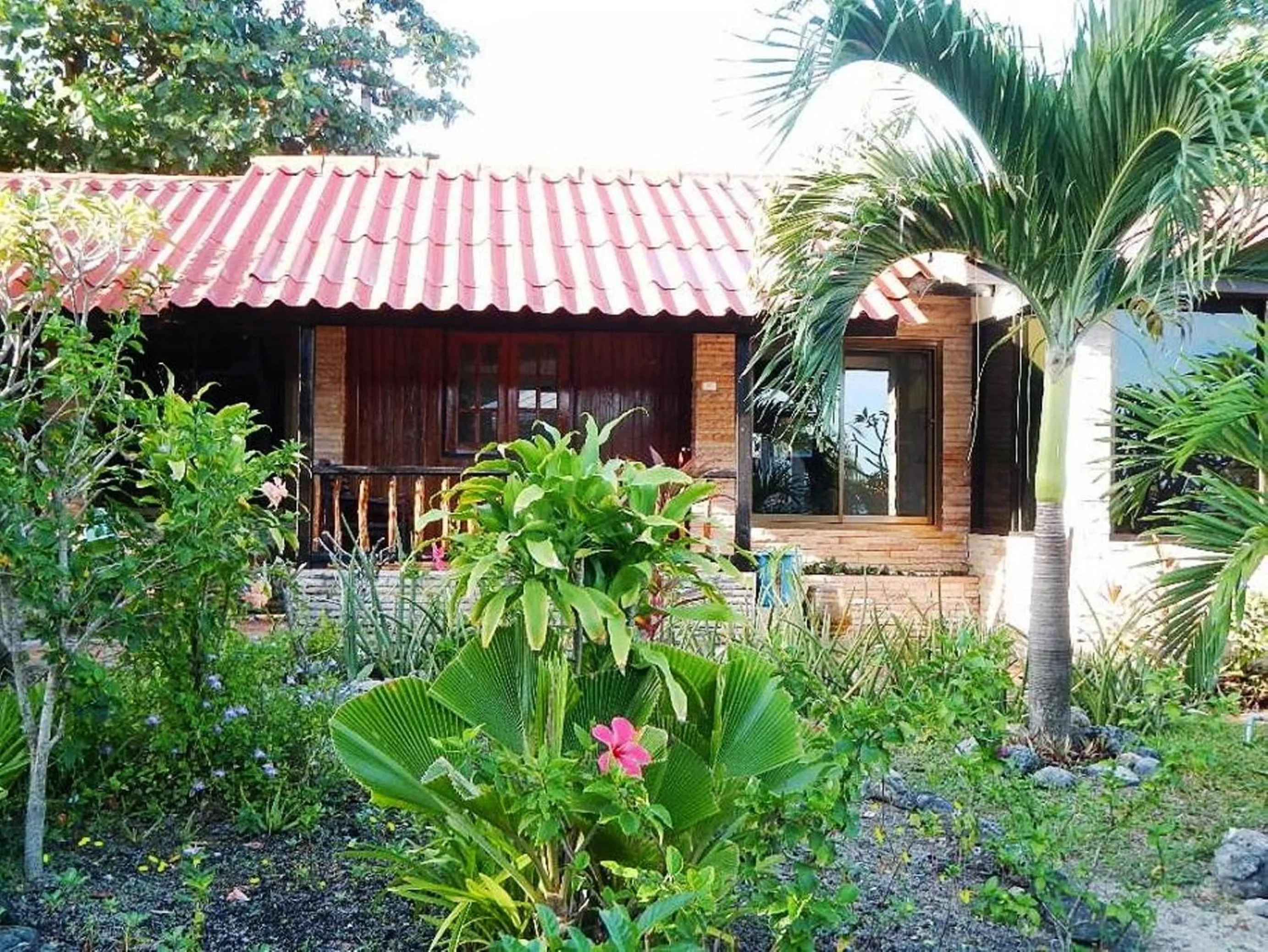 Day in Sunrise Bungalow