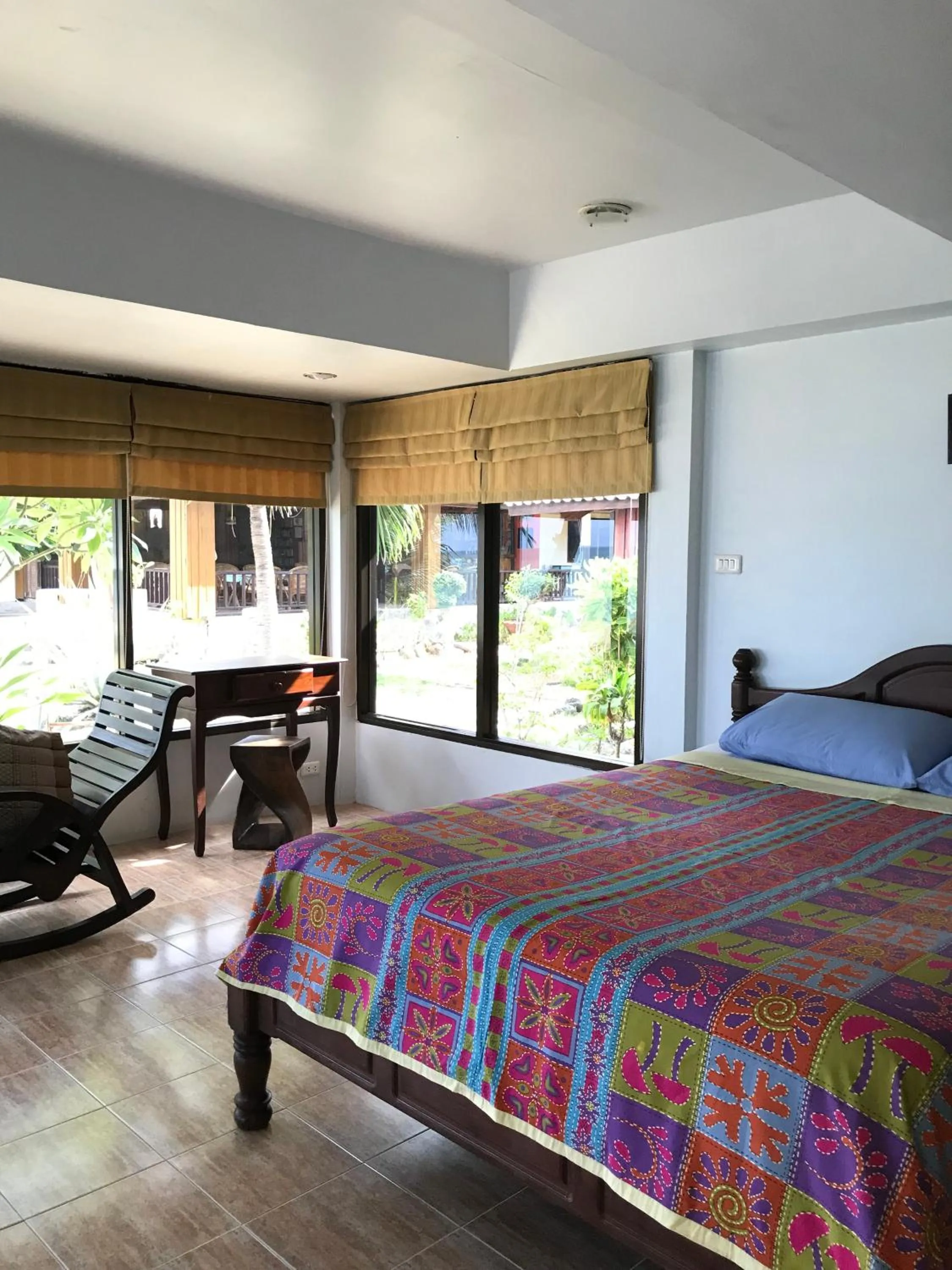 Decorative detail, Bed in Sunrise Bungalow