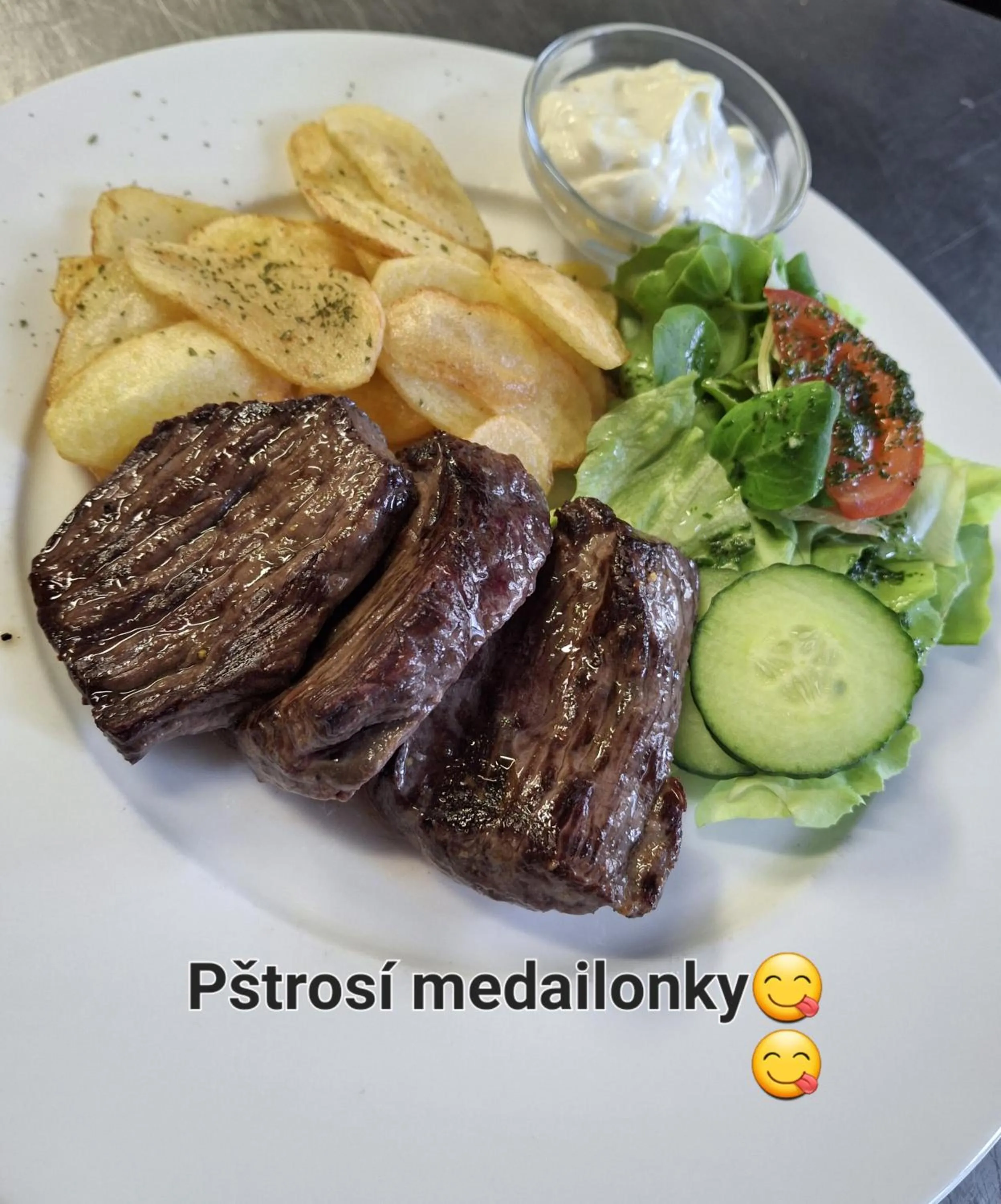 Restaurant/places to eat in Hotel Dakol