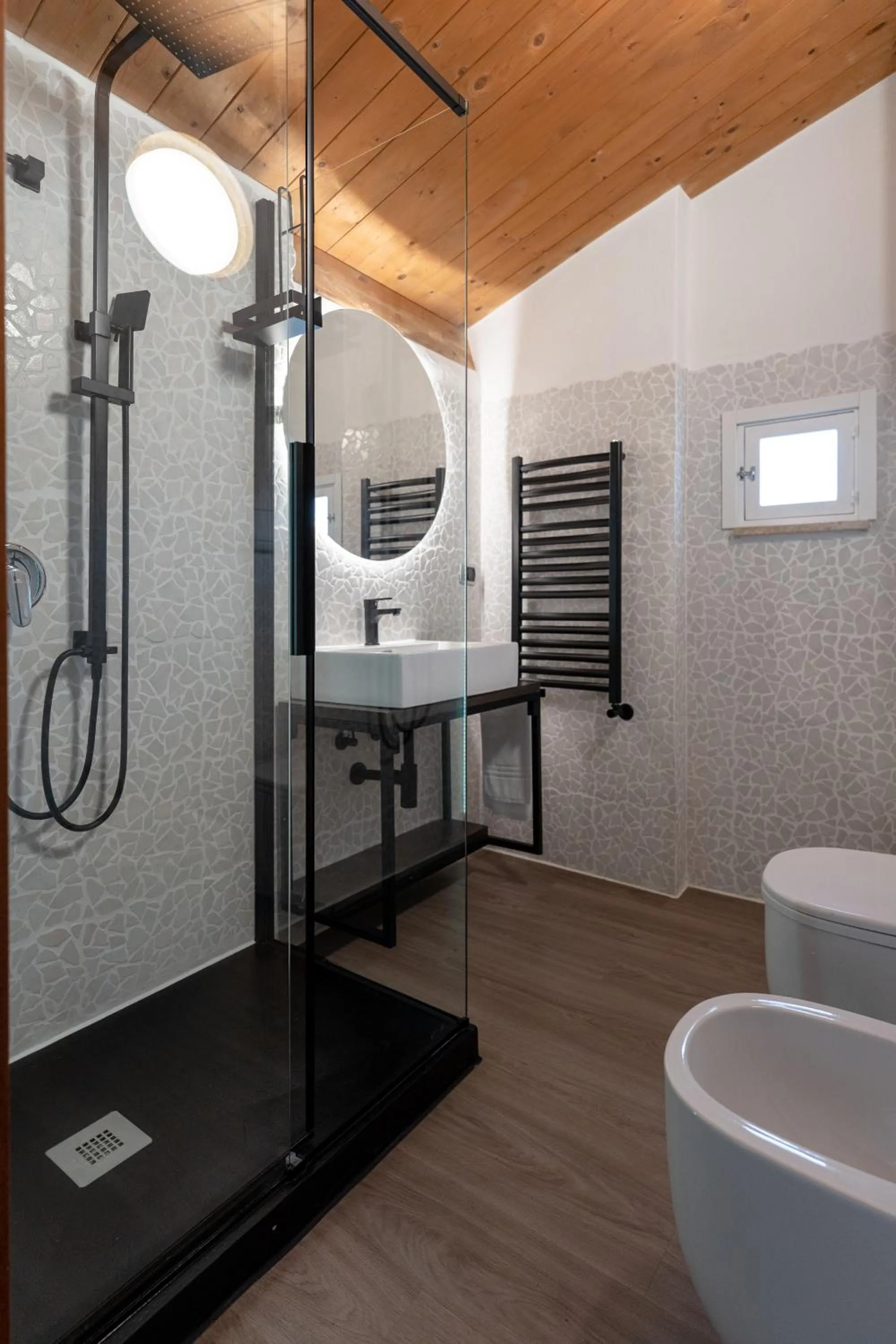 Bathroom in Locanda Alfieri