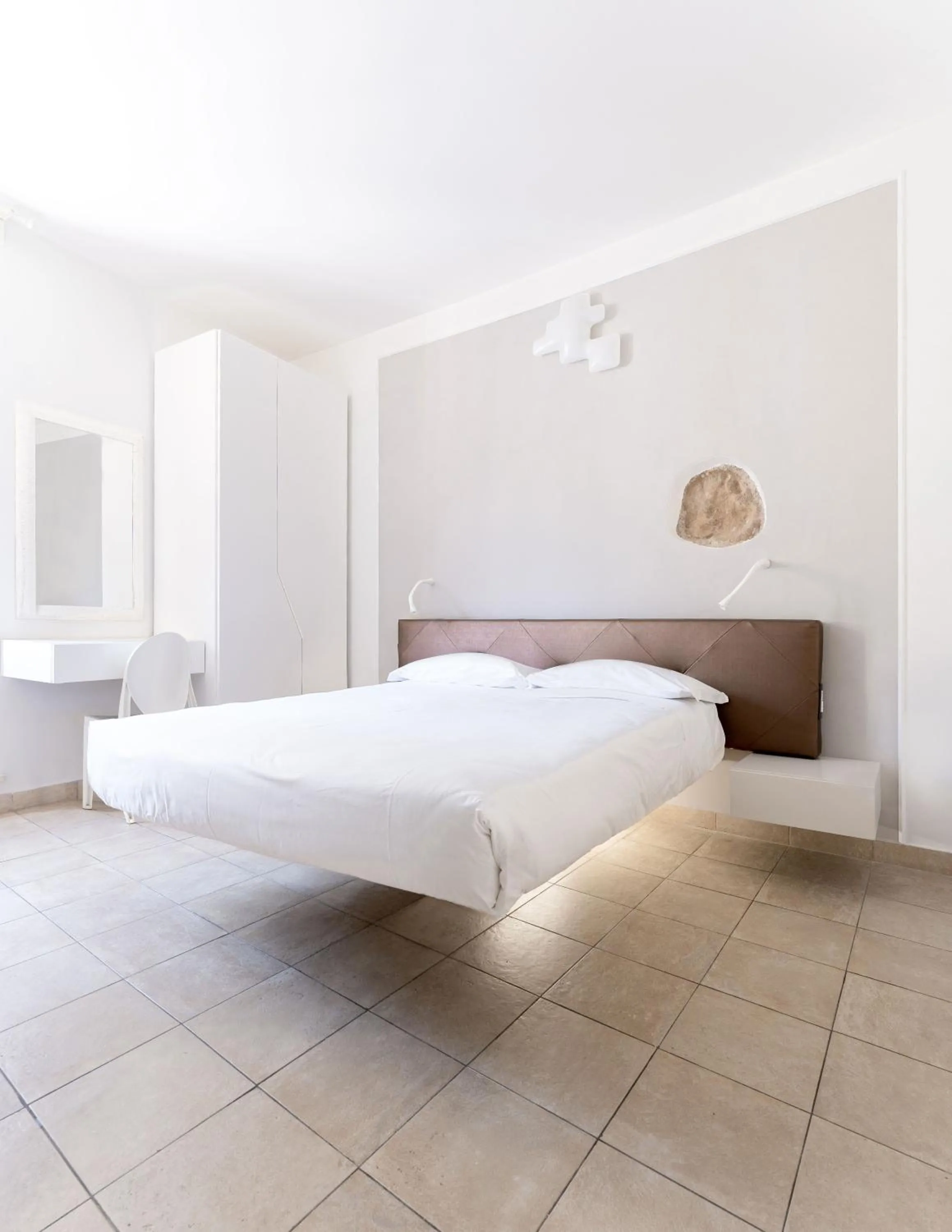 Balcony/Terrace, Bed in Locanda Alfieri