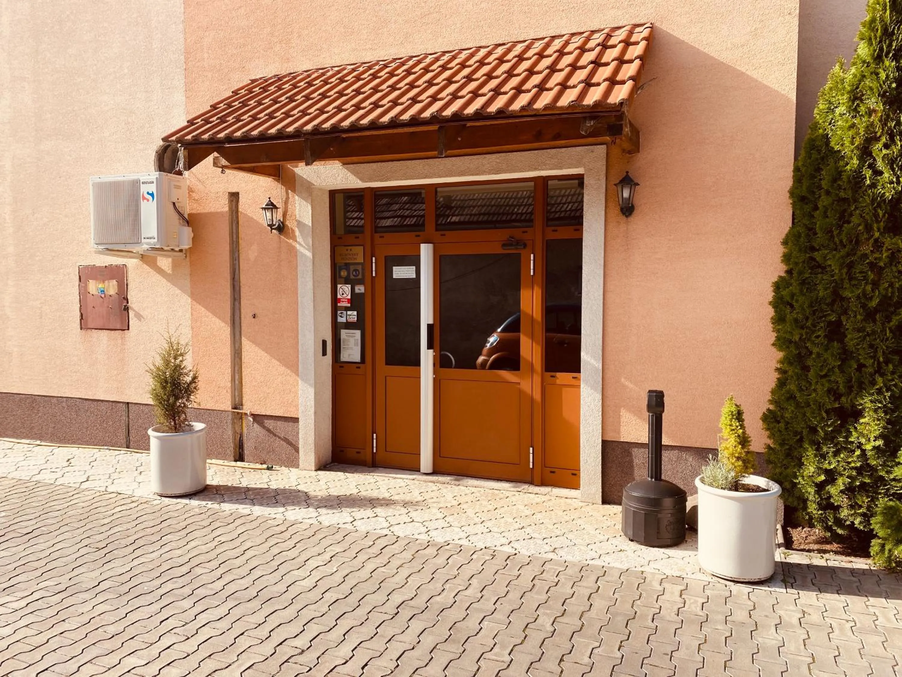 Facade/entrance in Rusovský Penzión