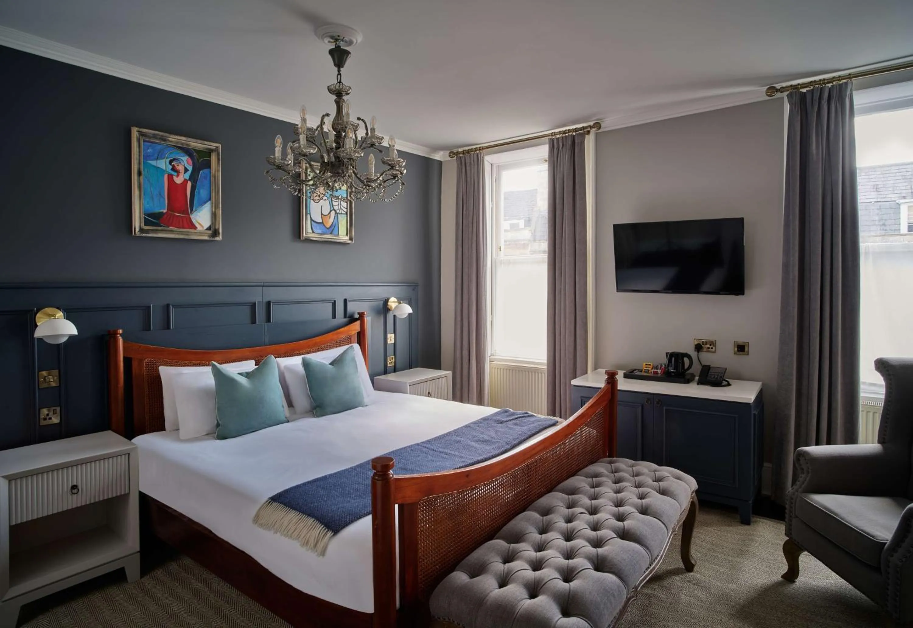 Bedroom, Bed in Henrietta House, a member of Radisson Individuals