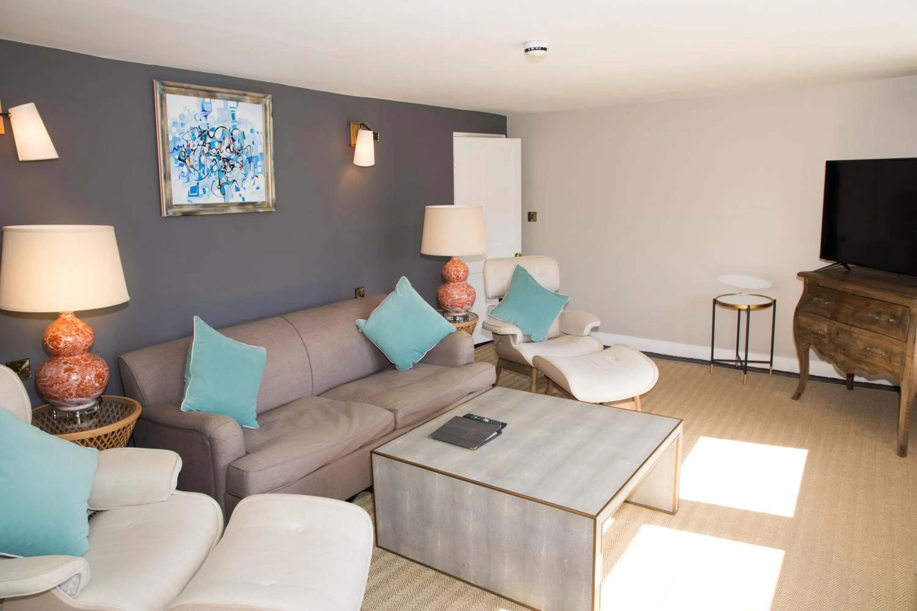 Living room in Henrietta House, a member of Radisson Individuals