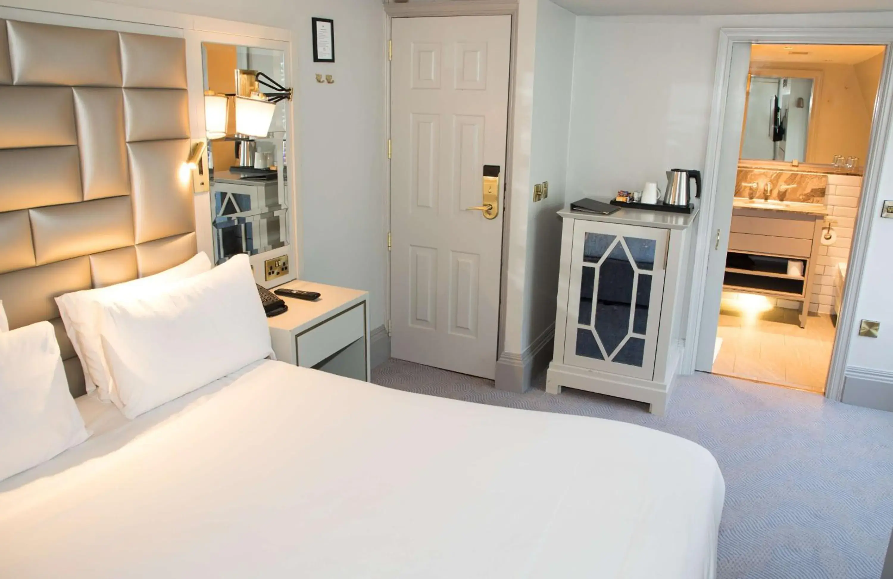 Bedroom, Bed in Henrietta House, a member of Radisson Individuals Bedroom, Bed in Henrietta House, a member of Radisson Individuals