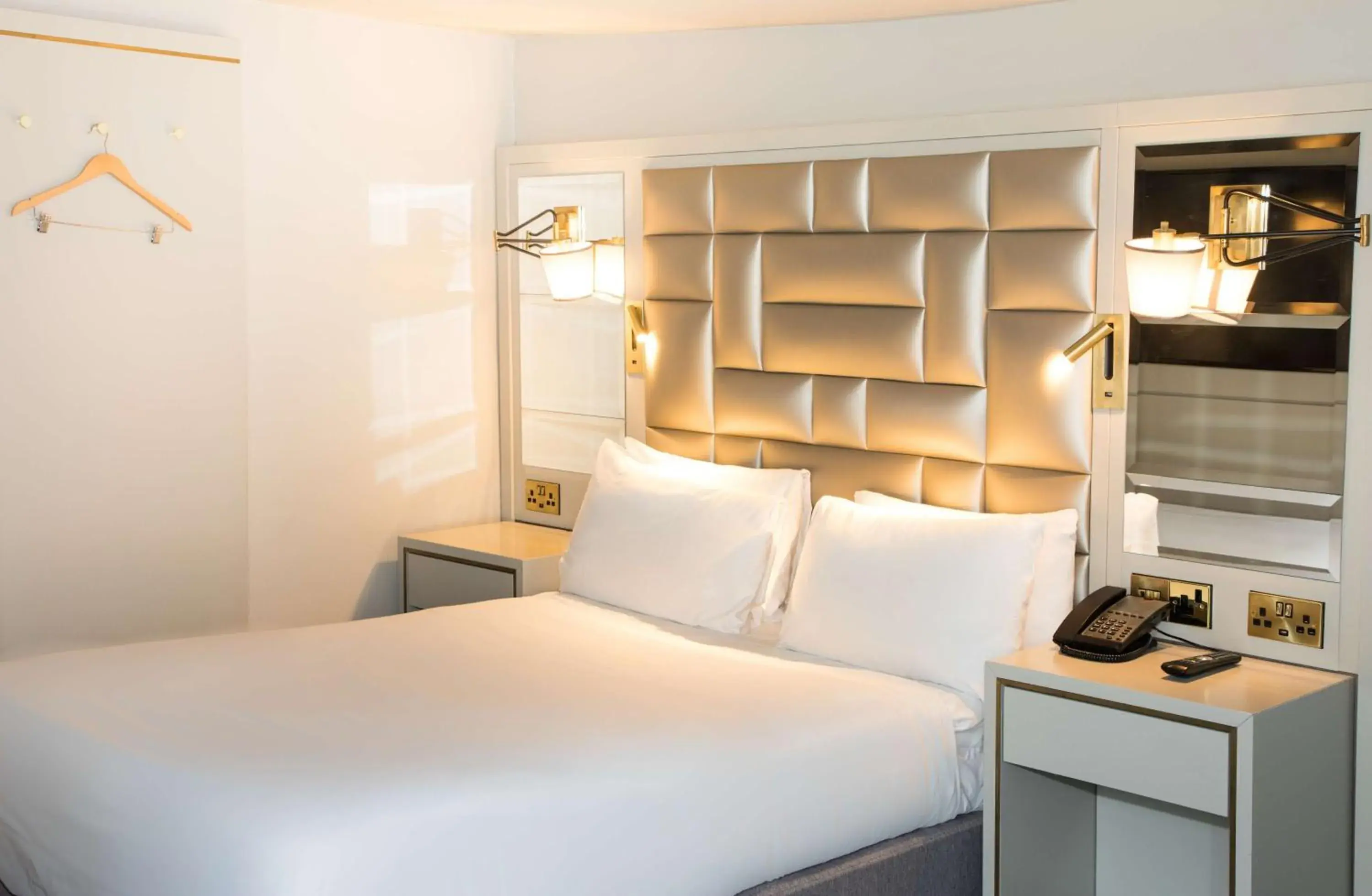 Bedroom, Bed in Henrietta House, a member of Radisson Individuals Bedroom, Bed in Henrietta House, a member of Radisson Individuals