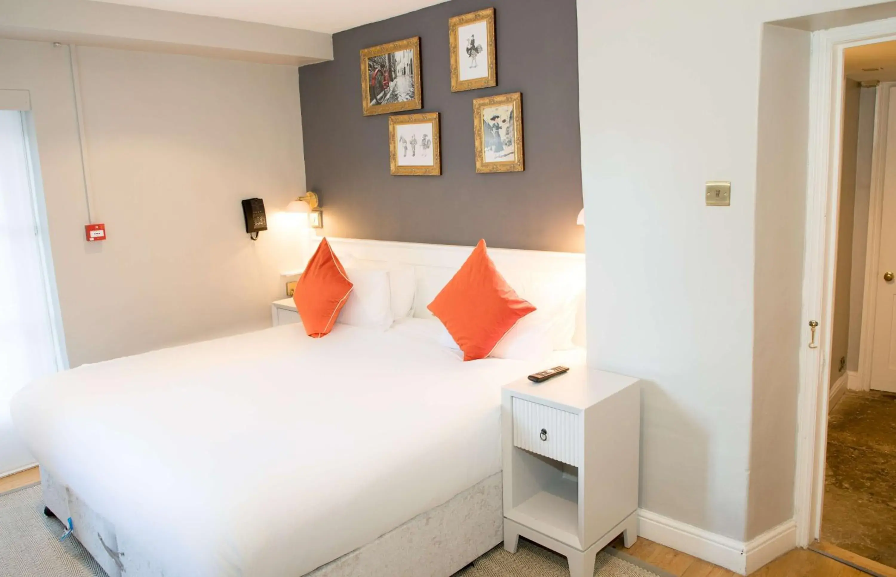 Bedroom, Bed in Henrietta House, a member of Radisson Individuals Bedroom, Bed in Henrietta House, a member of Radisson Individuals