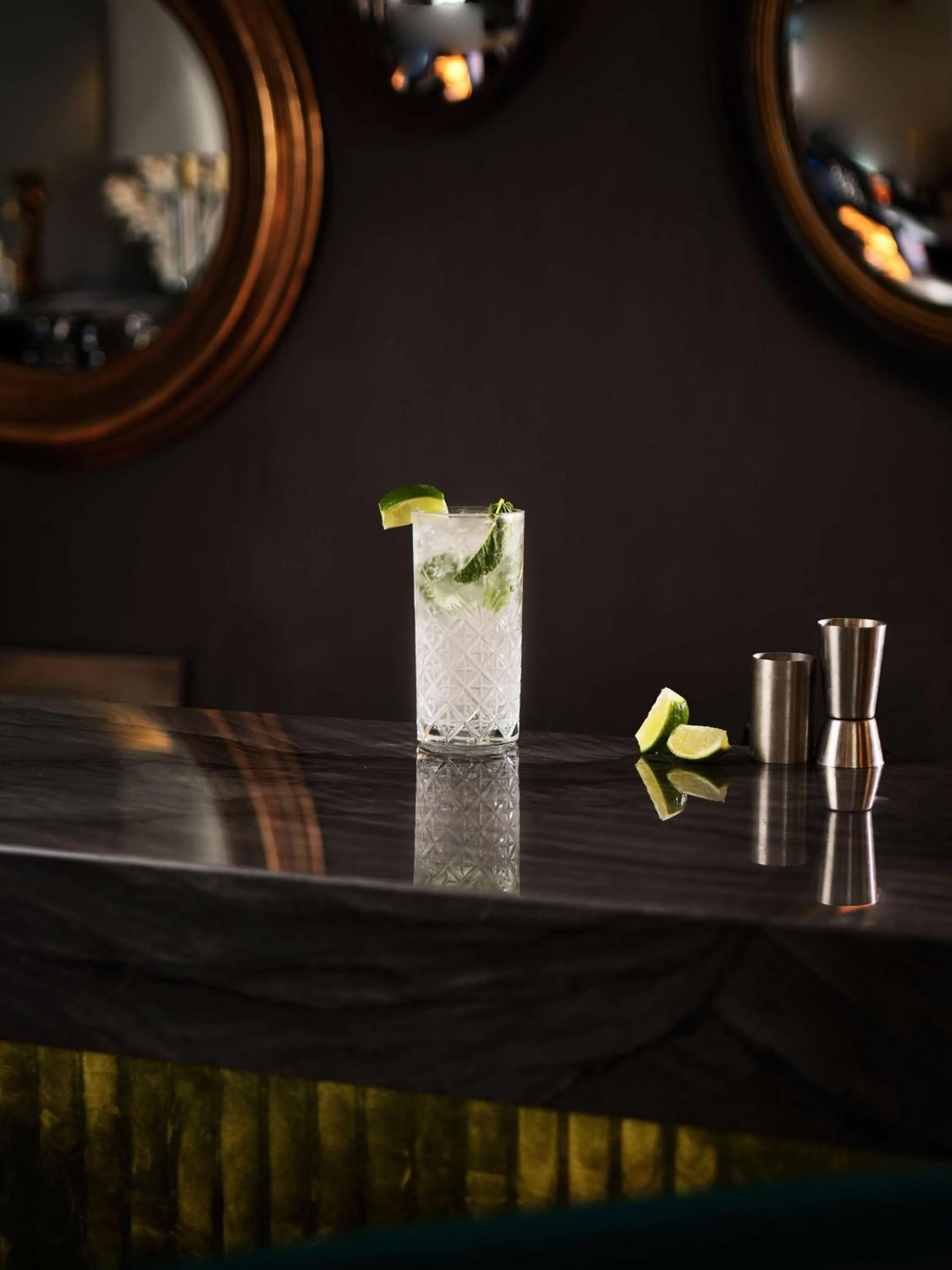 Lounge or bar in Henrietta House, a member of Radisson Individuals