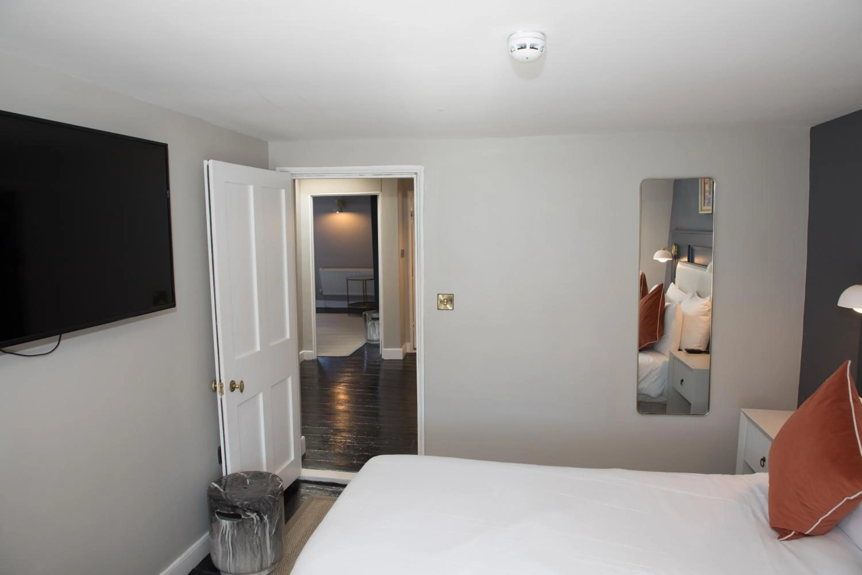 Bed in Henrietta House, a member of Radisson Individuals