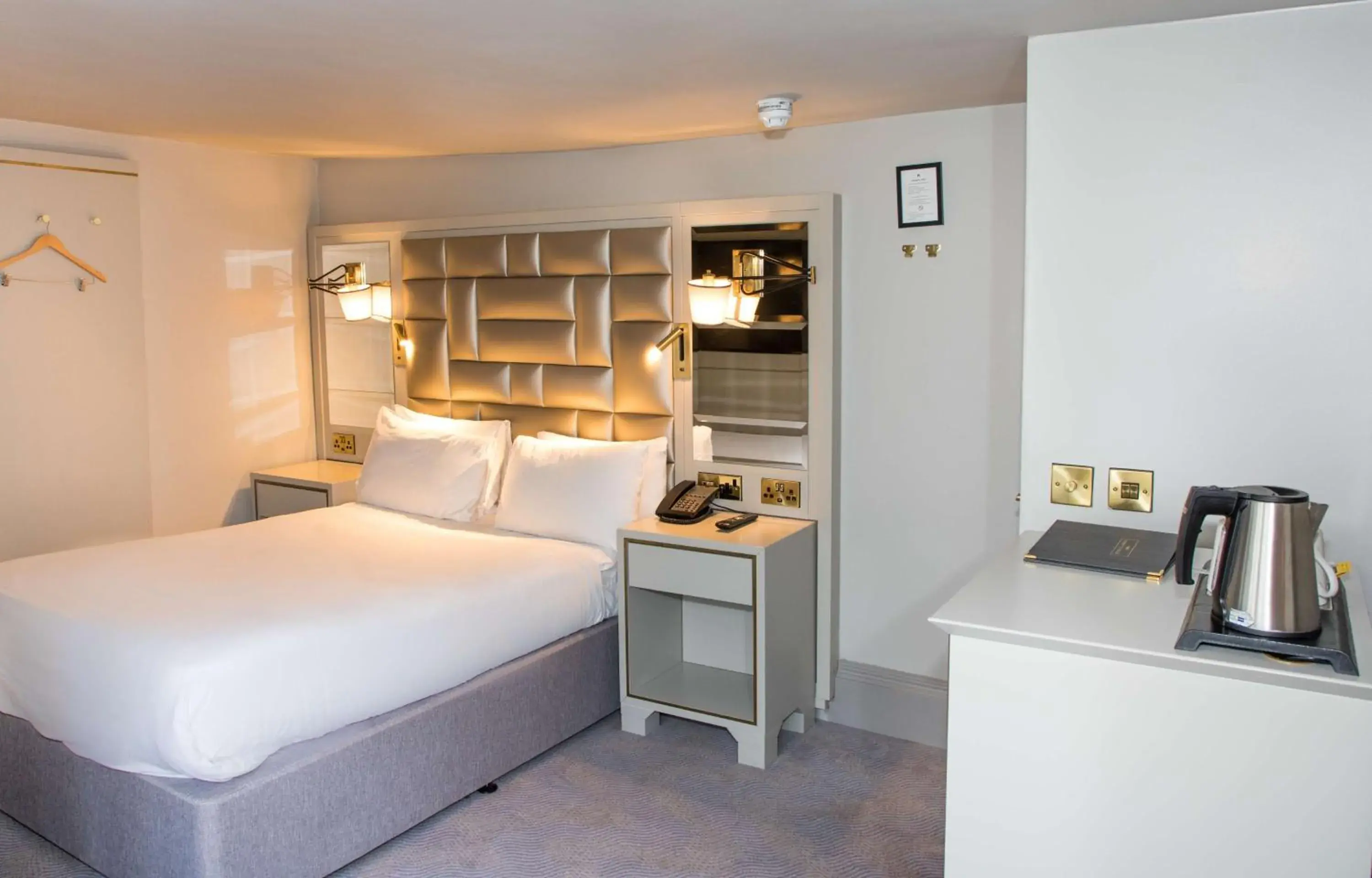 Bedroom, Bed in Henrietta House, a member of Radisson Individuals Bedroom, Bed in Henrietta House, a member of Radisson Individuals