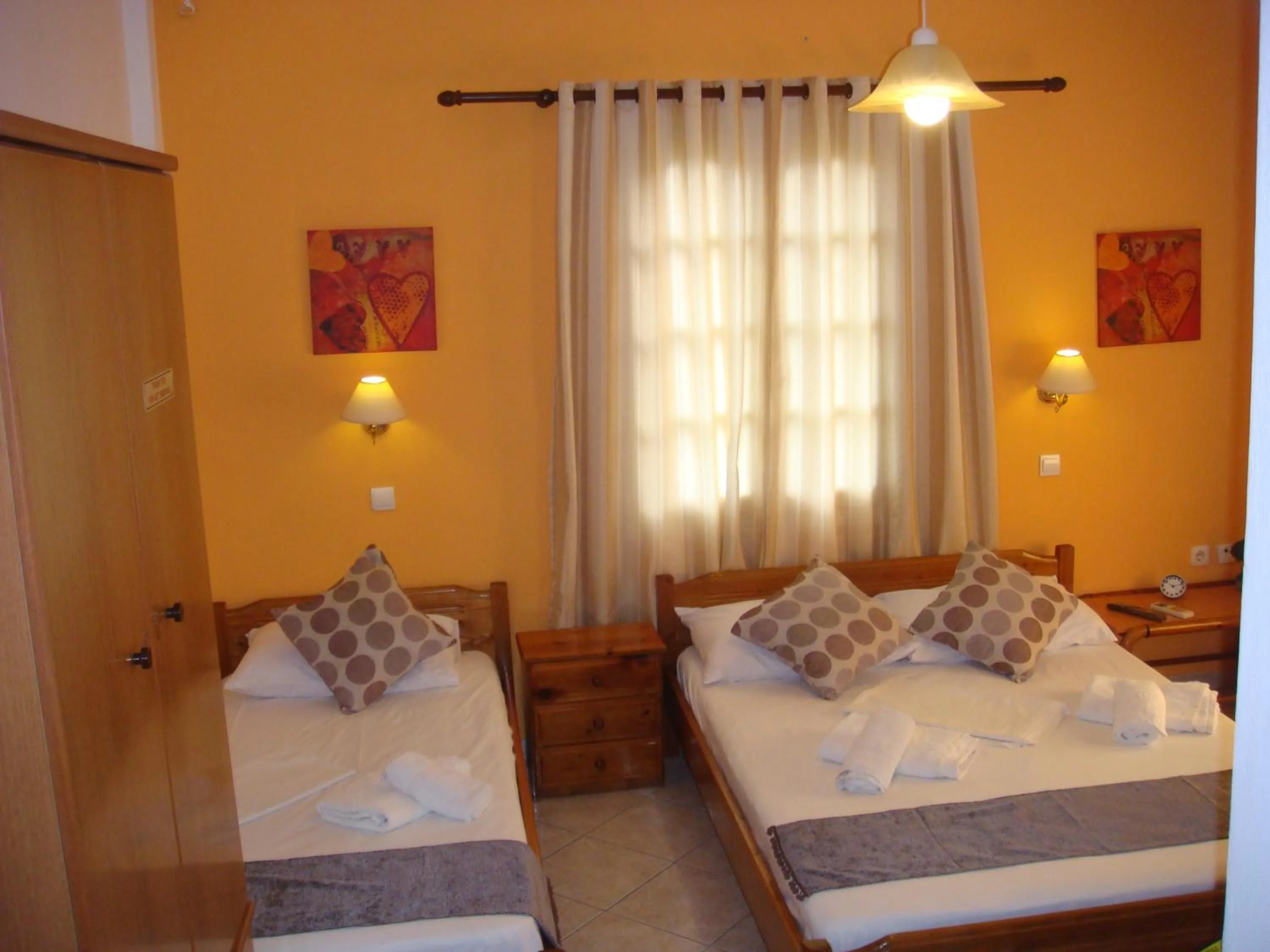 Photo of the whole room, Bed in Boussetil Rooms CapAnMat