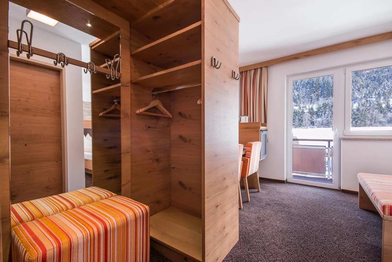 Bed in Hotel Alpenwelt Superior