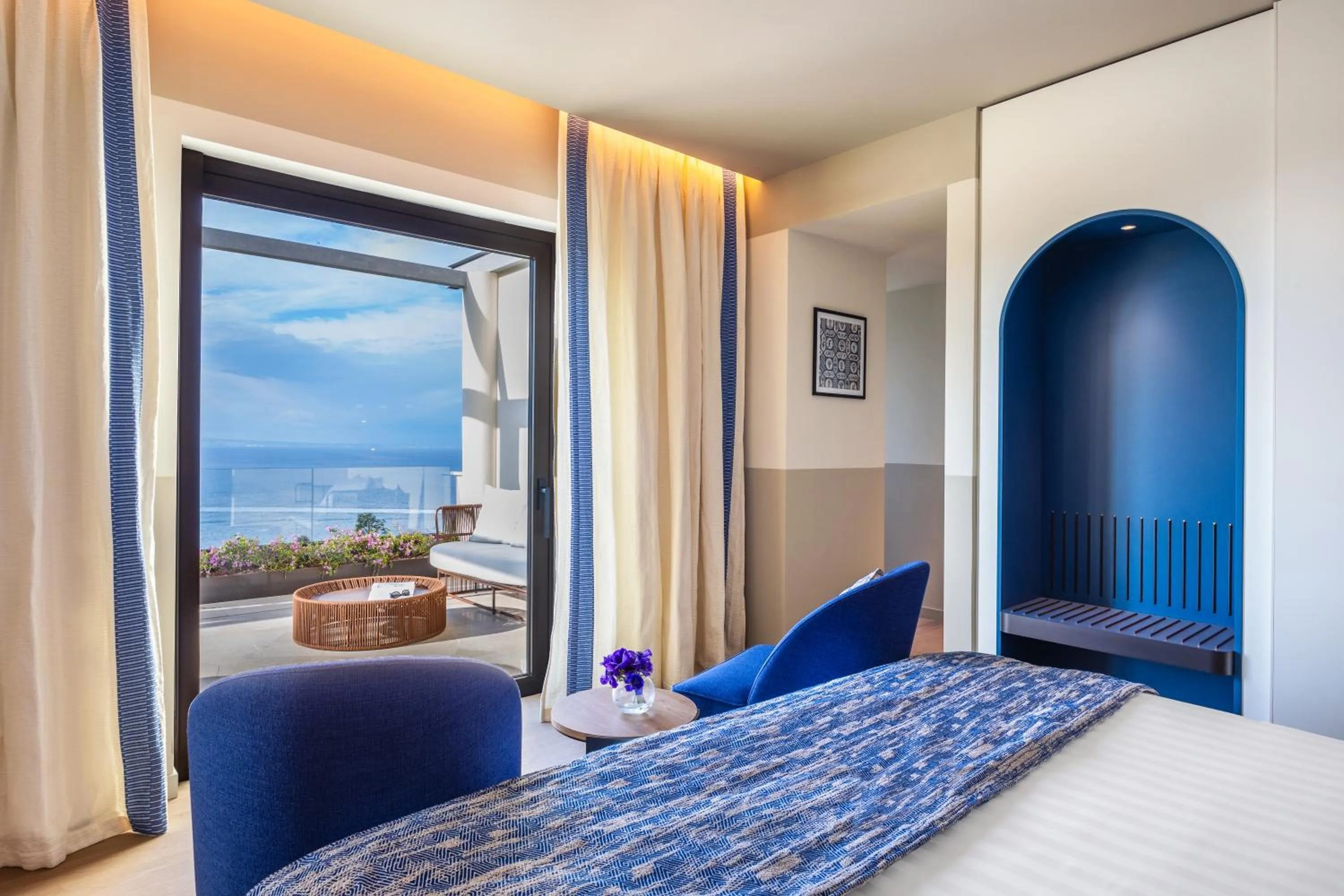 Bed in Ara Maris Hotel & Spa