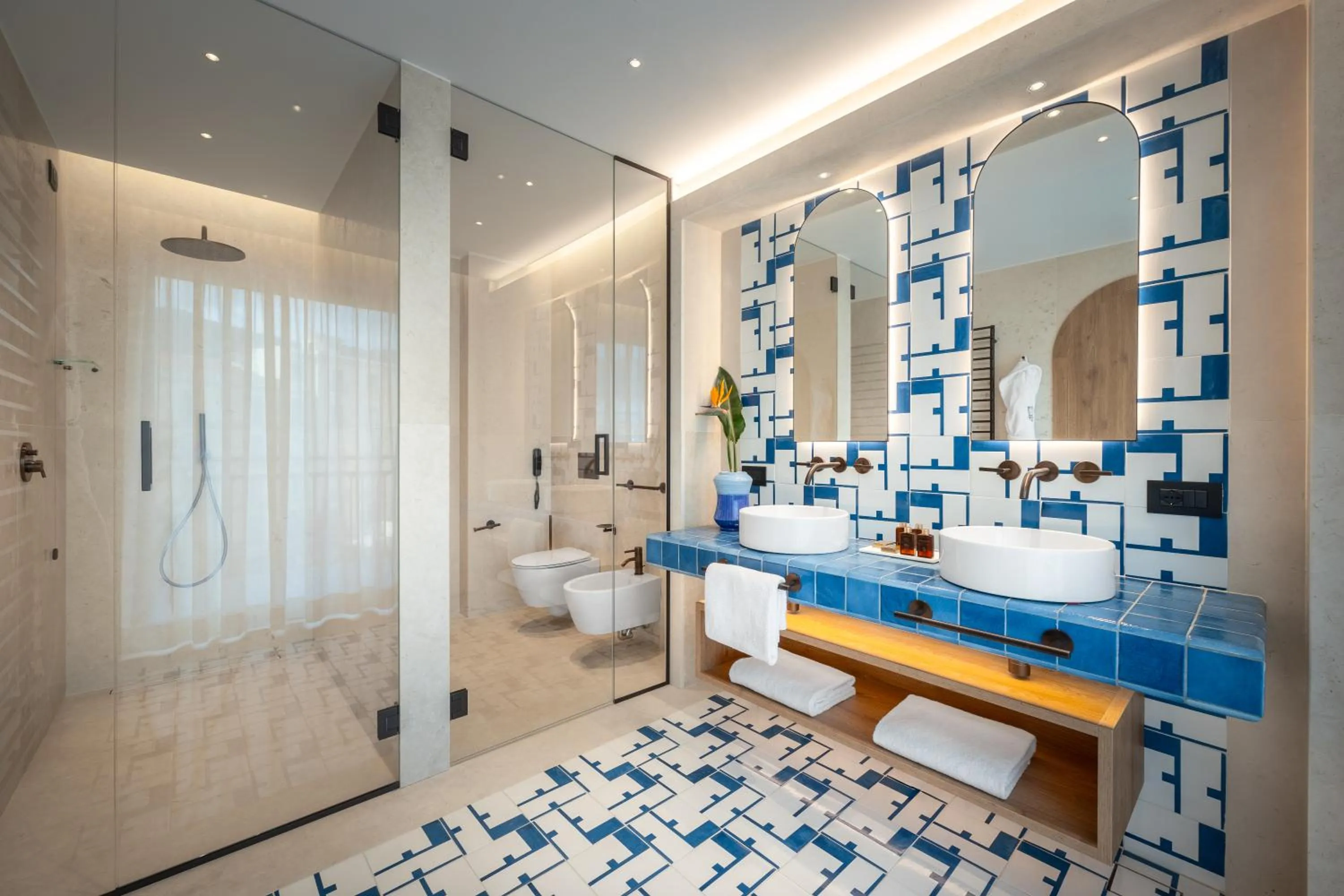 Shower in Ara Maris Hotel & Spa