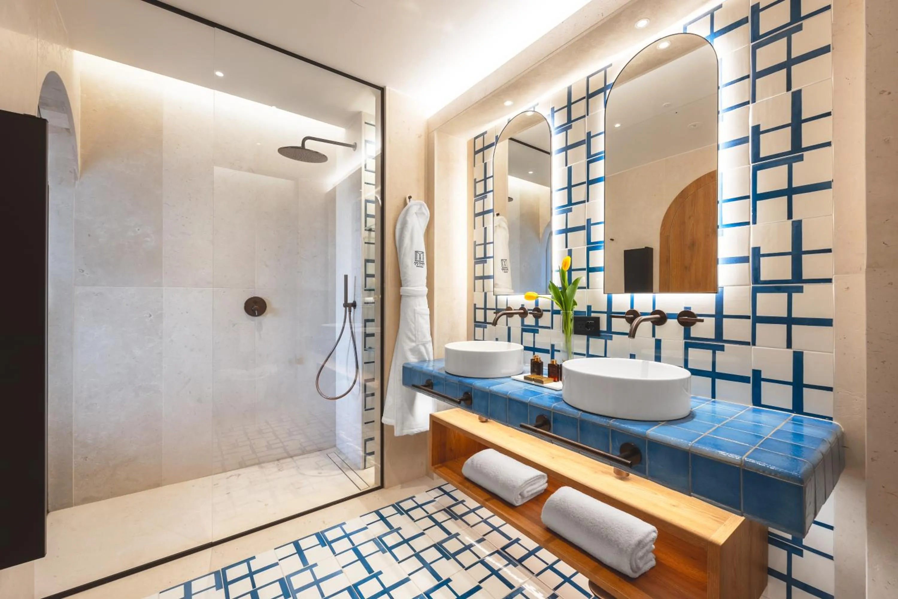 Shower in Ara Maris Hotel & Spa